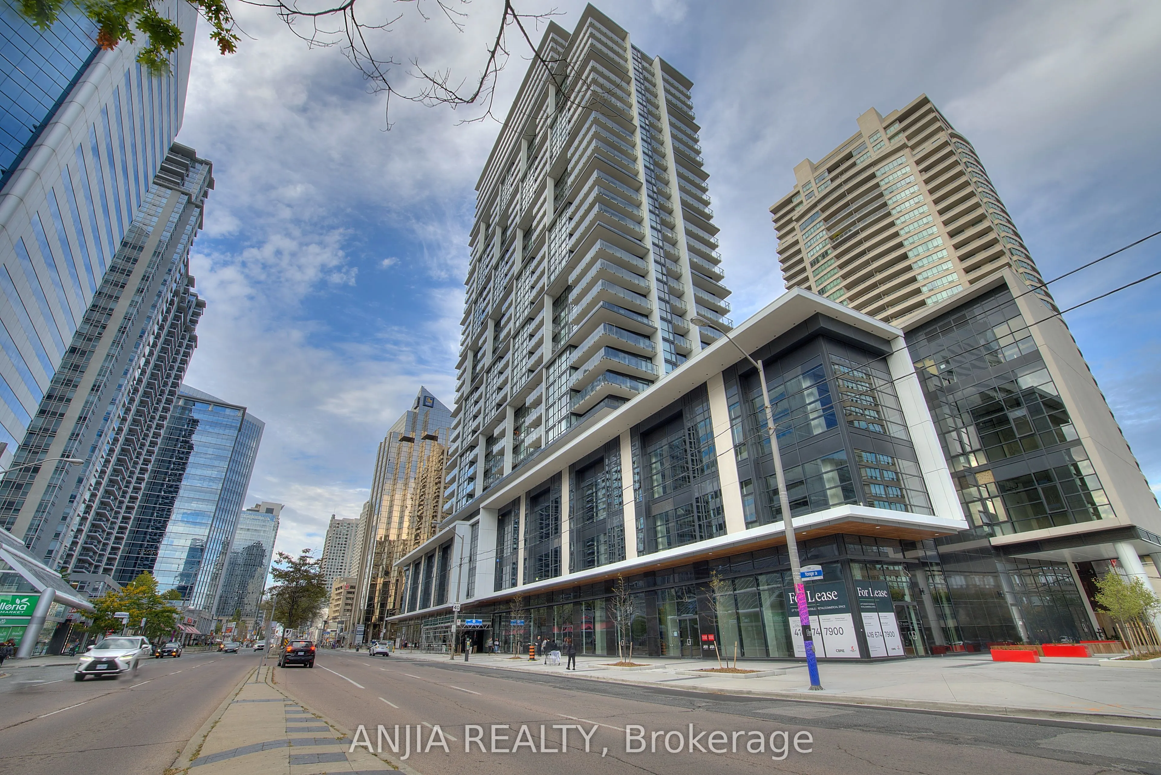 4955 Yonge Street, #619