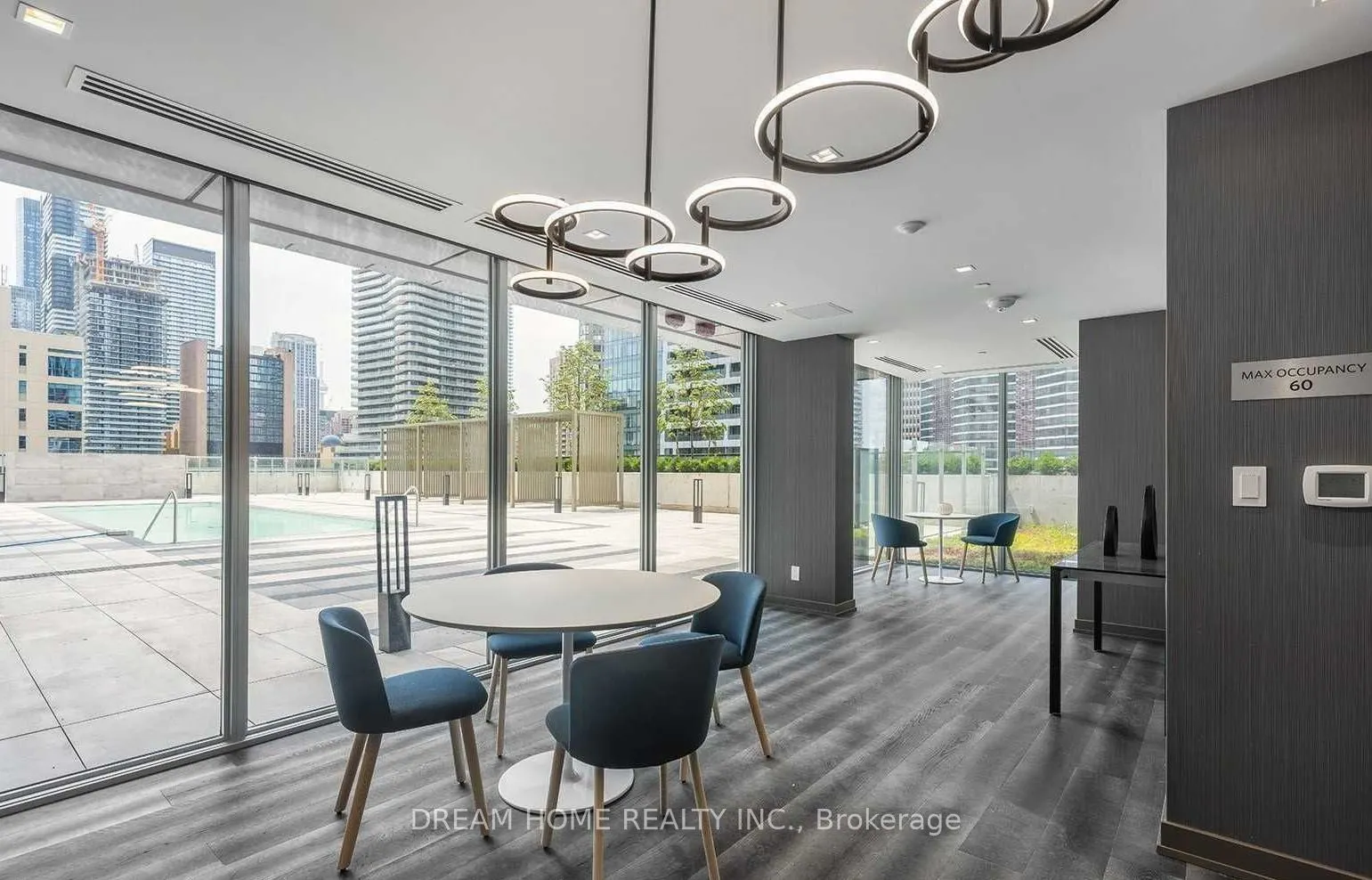 3 Gloucester Street, #1810