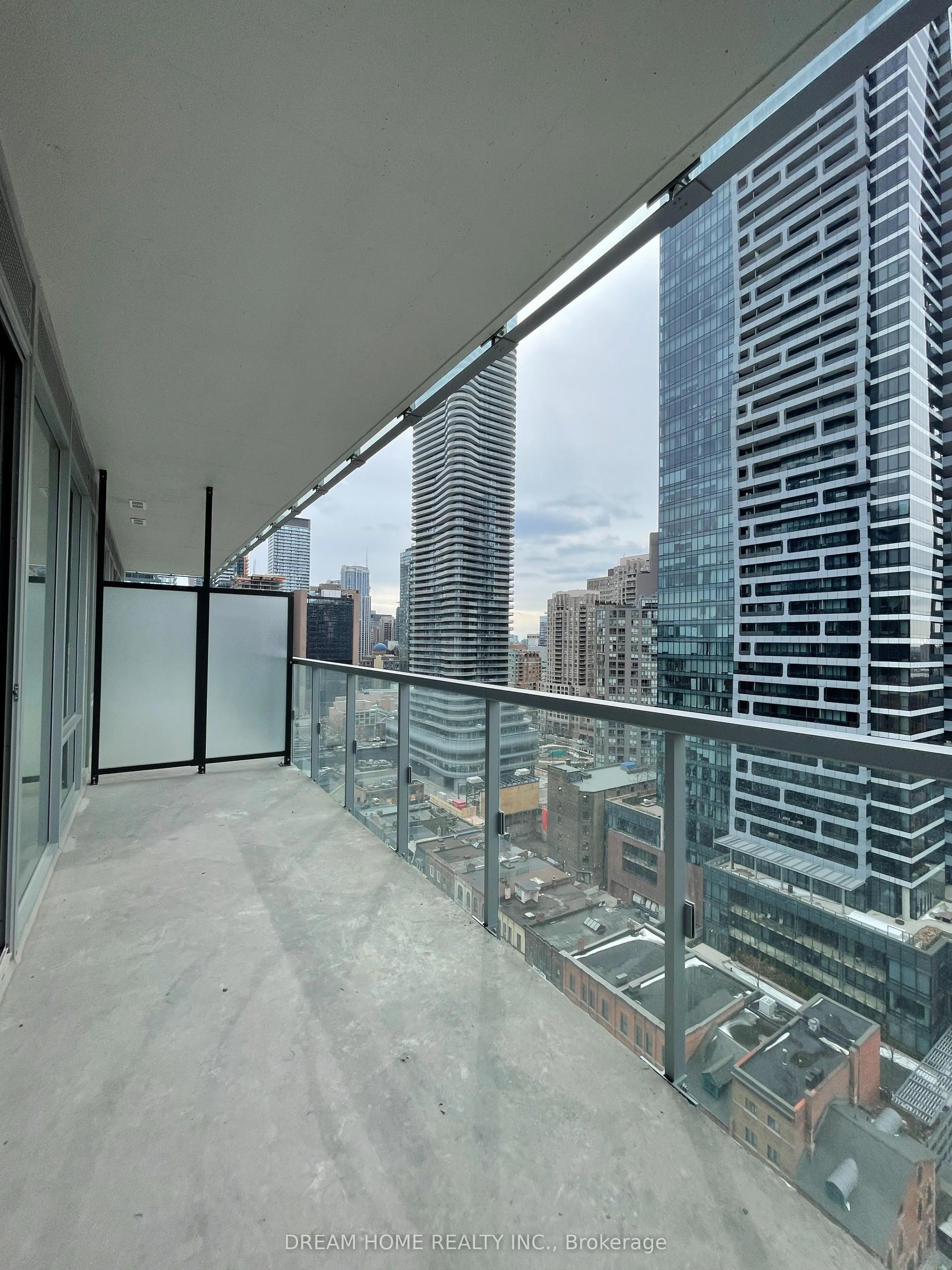 3 Gloucester Street, #1810