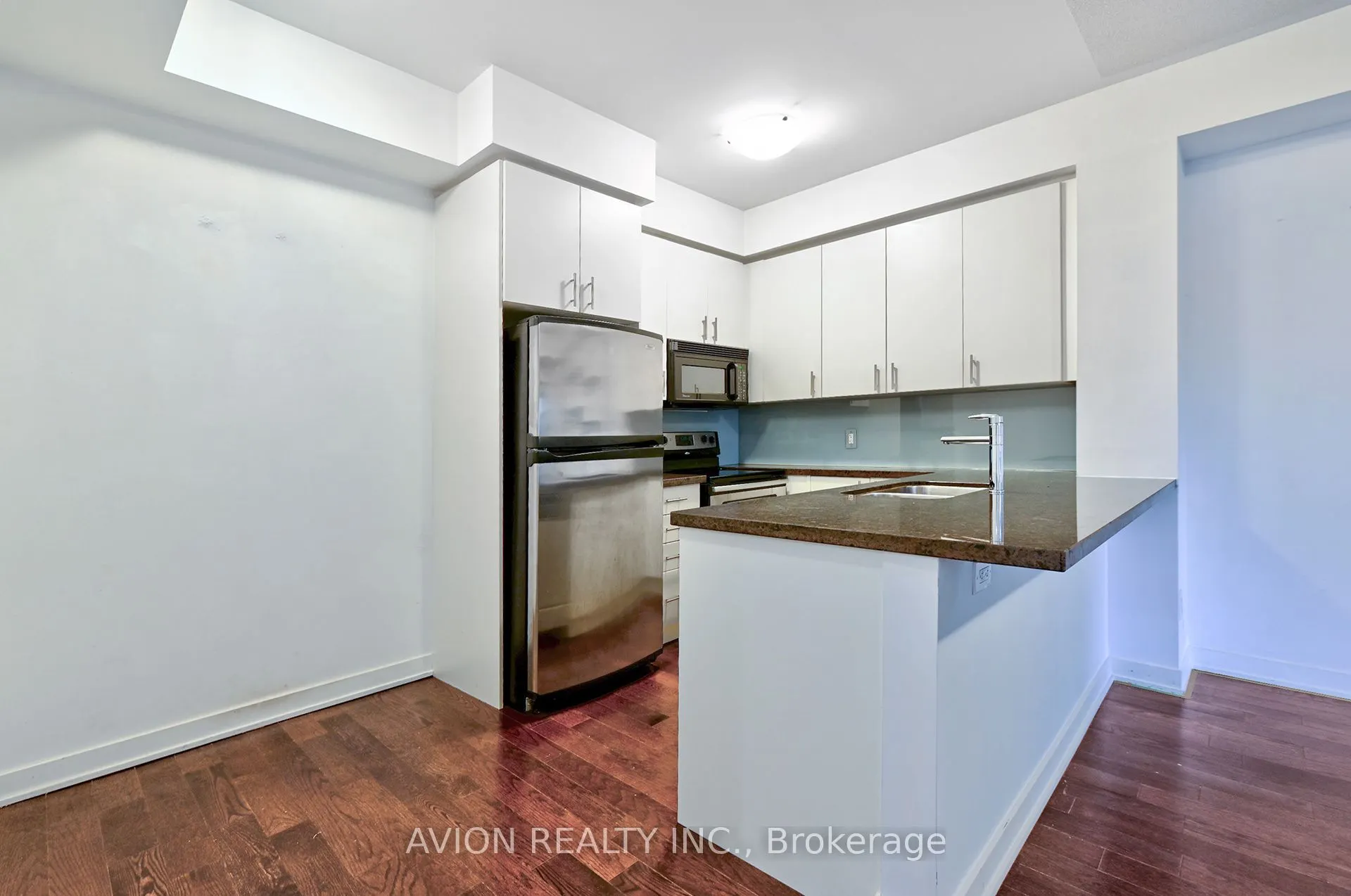 13 Oak Street, #4