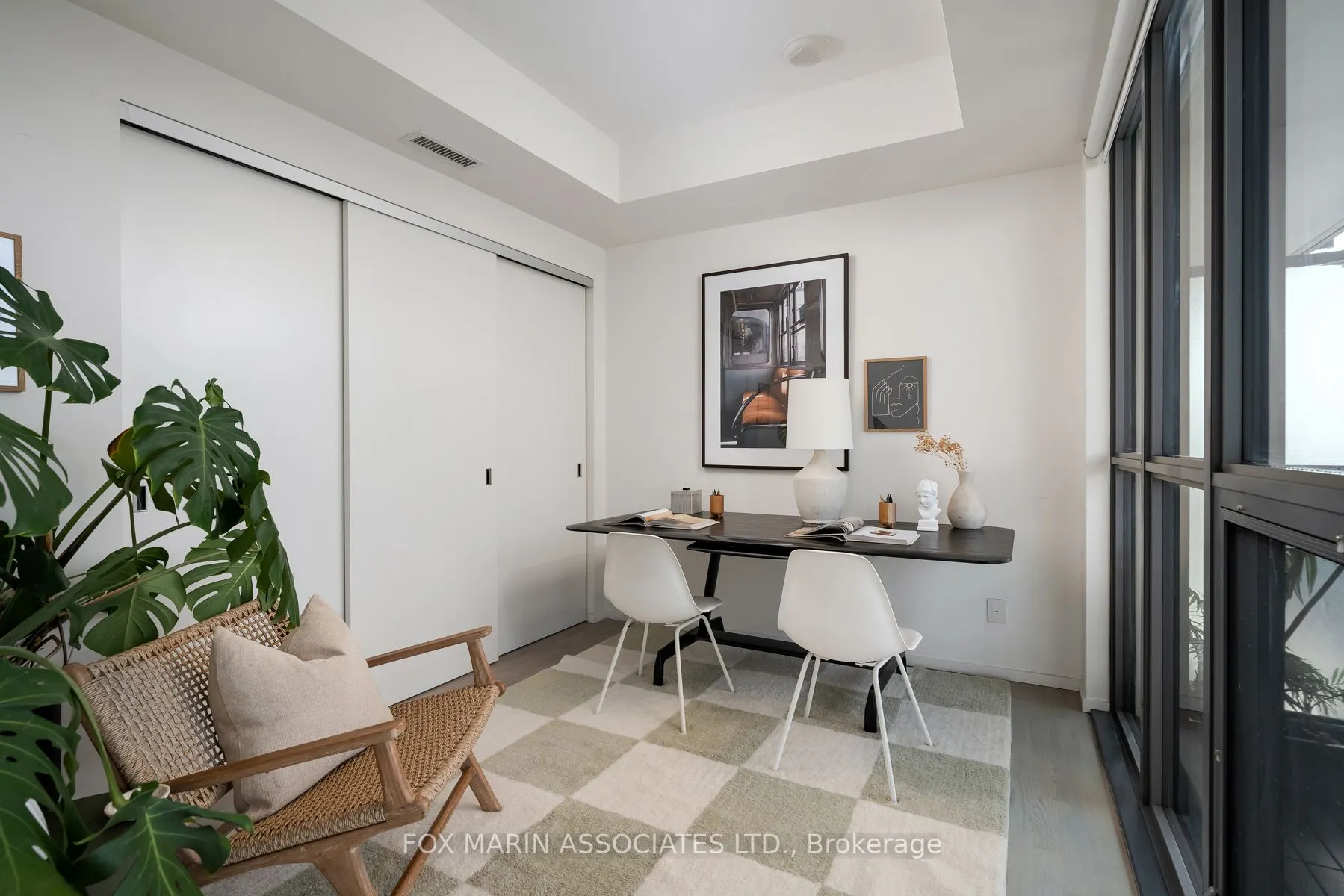 101 Charles Street E, #4006