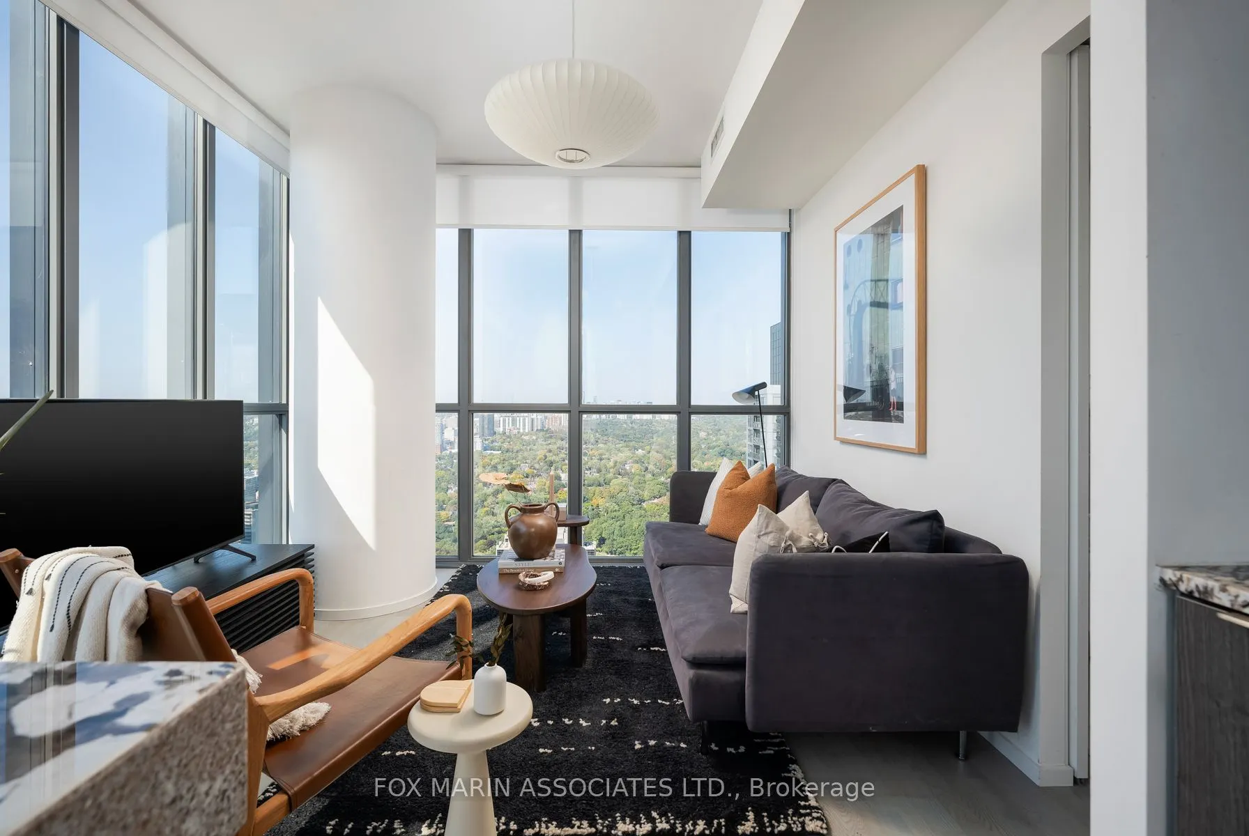 101 Charles Street E, #4006