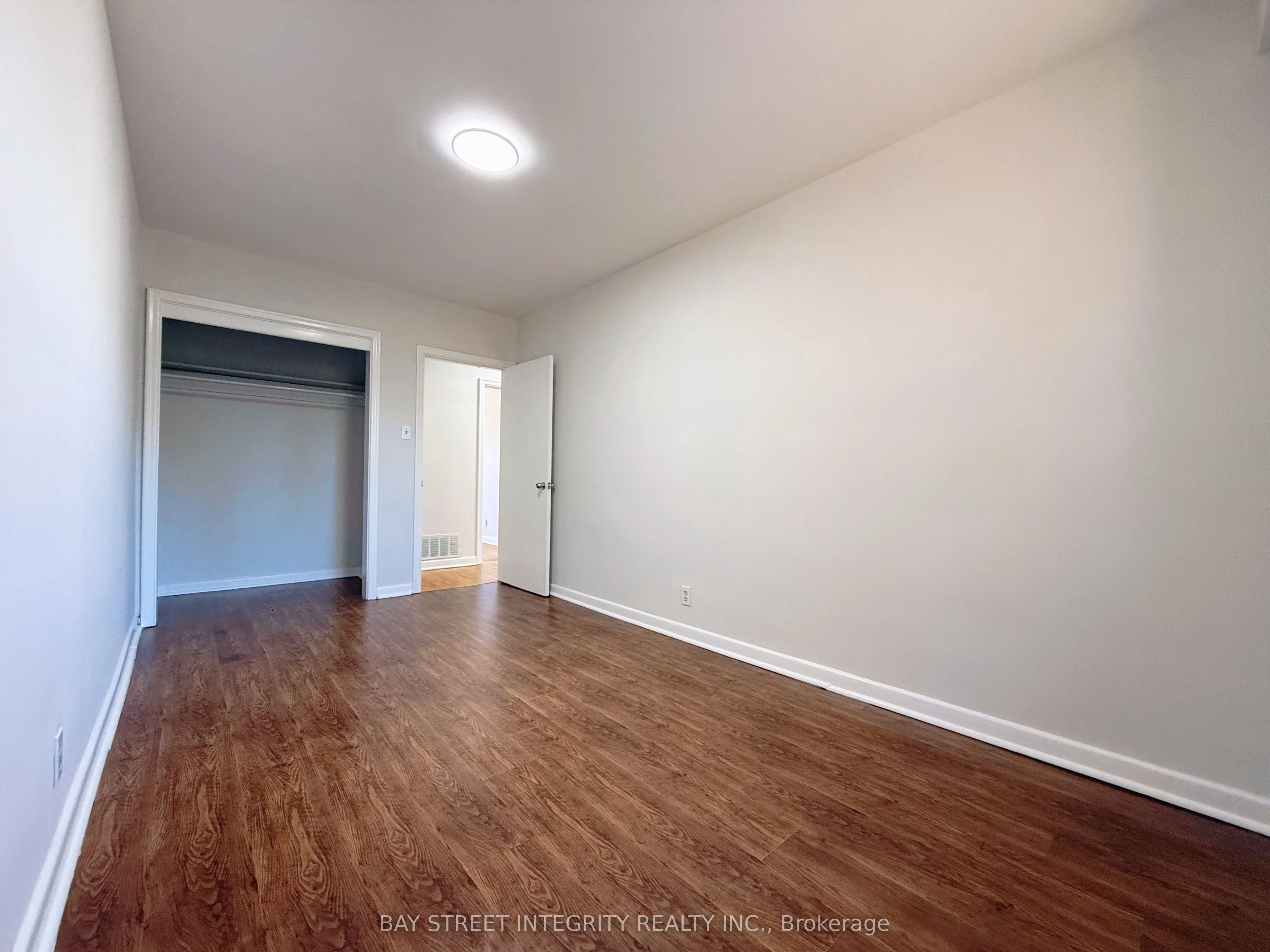 143 Munro Boulevard