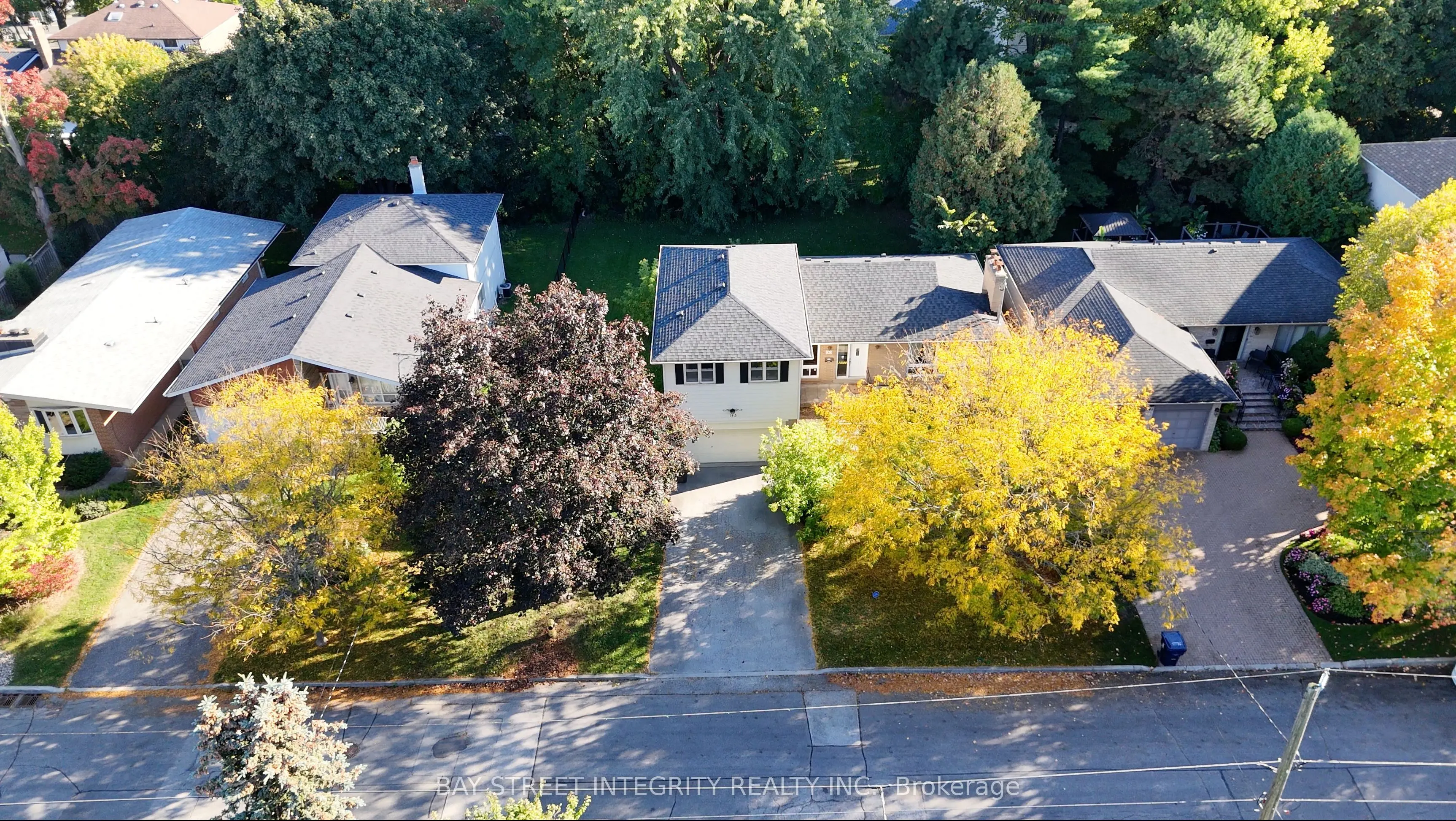 143 Munro Boulevard