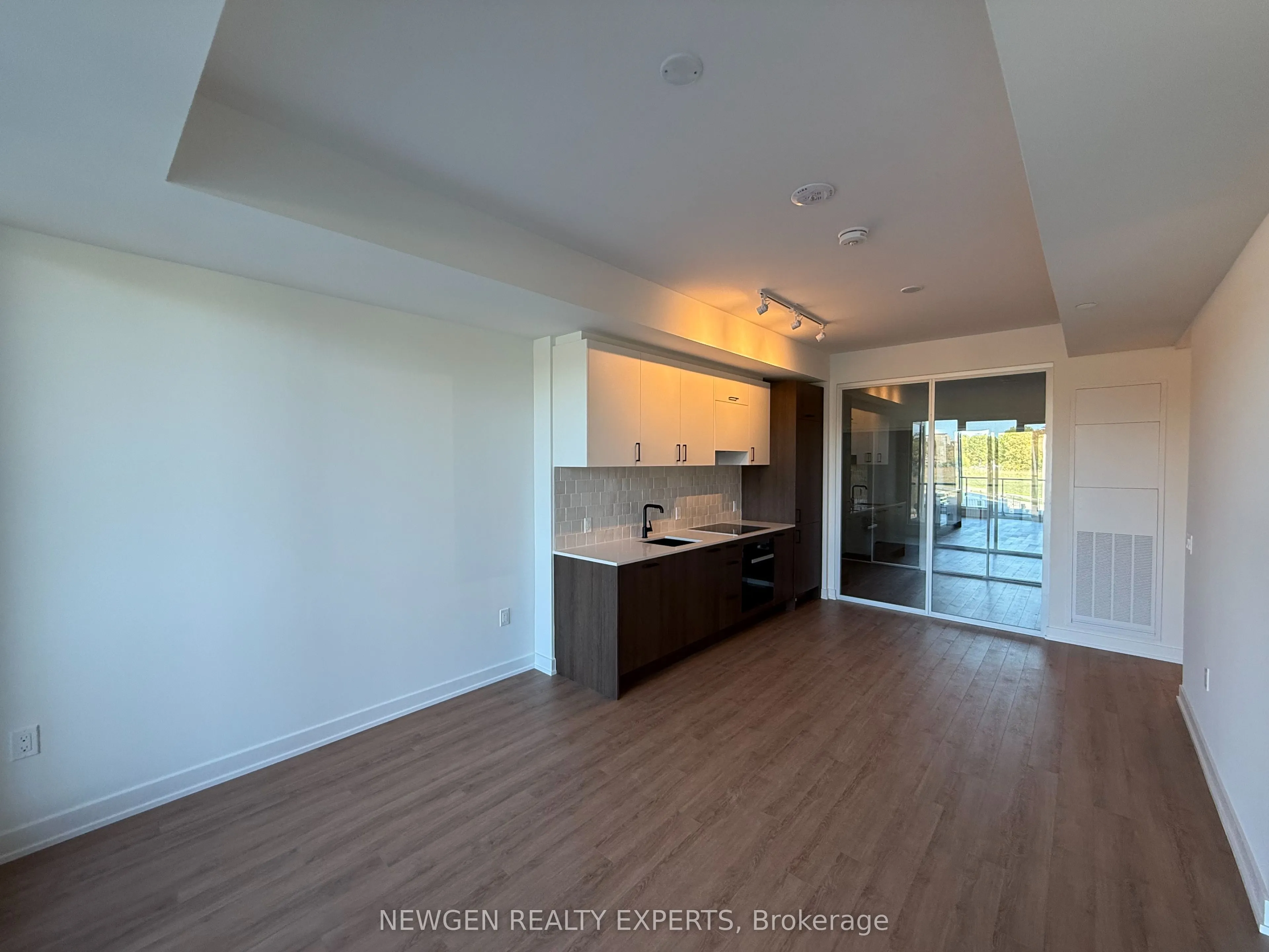 1 Kyle Lowry Road, #214