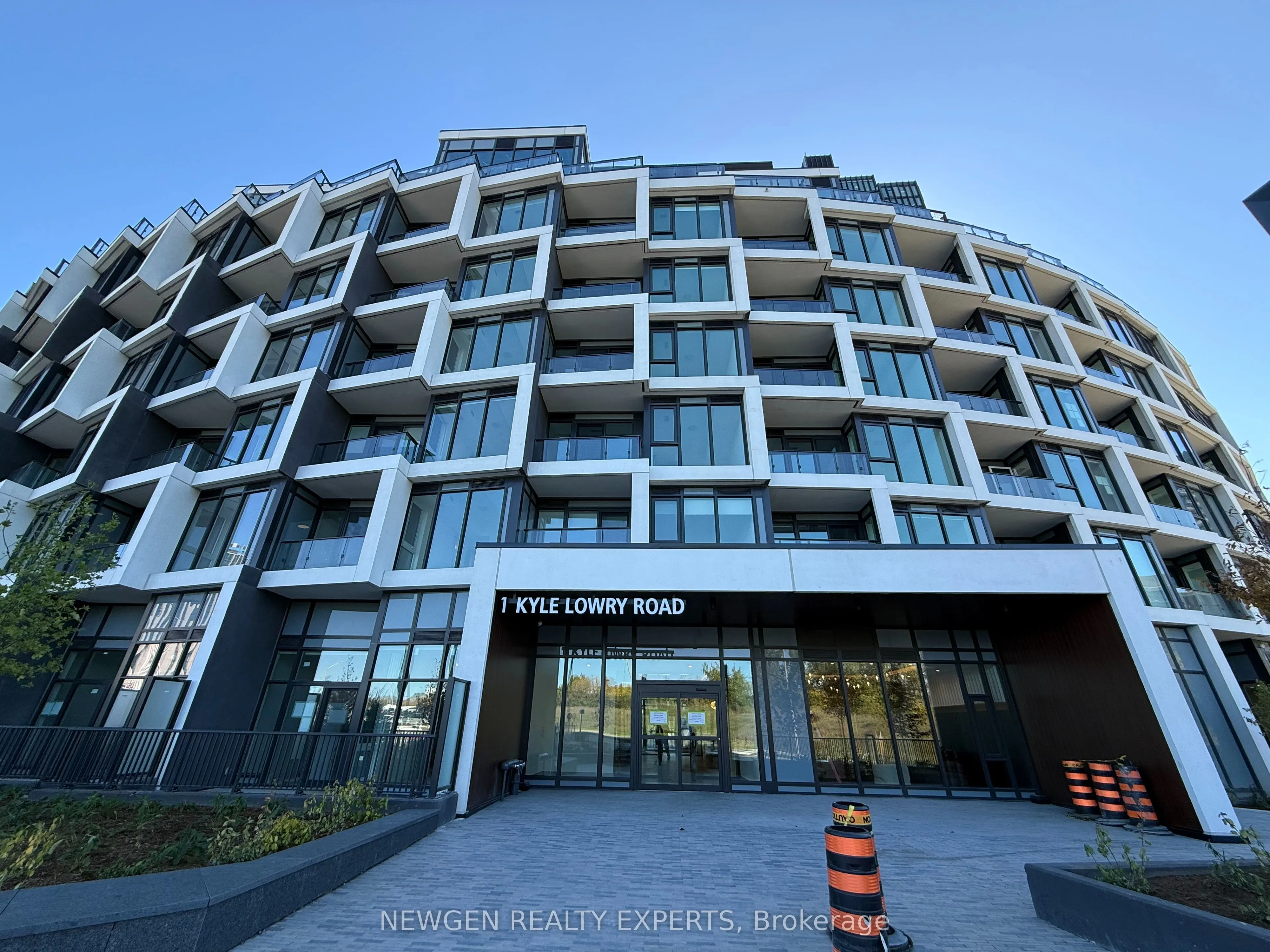 1 Kyle Lowry Road, #214