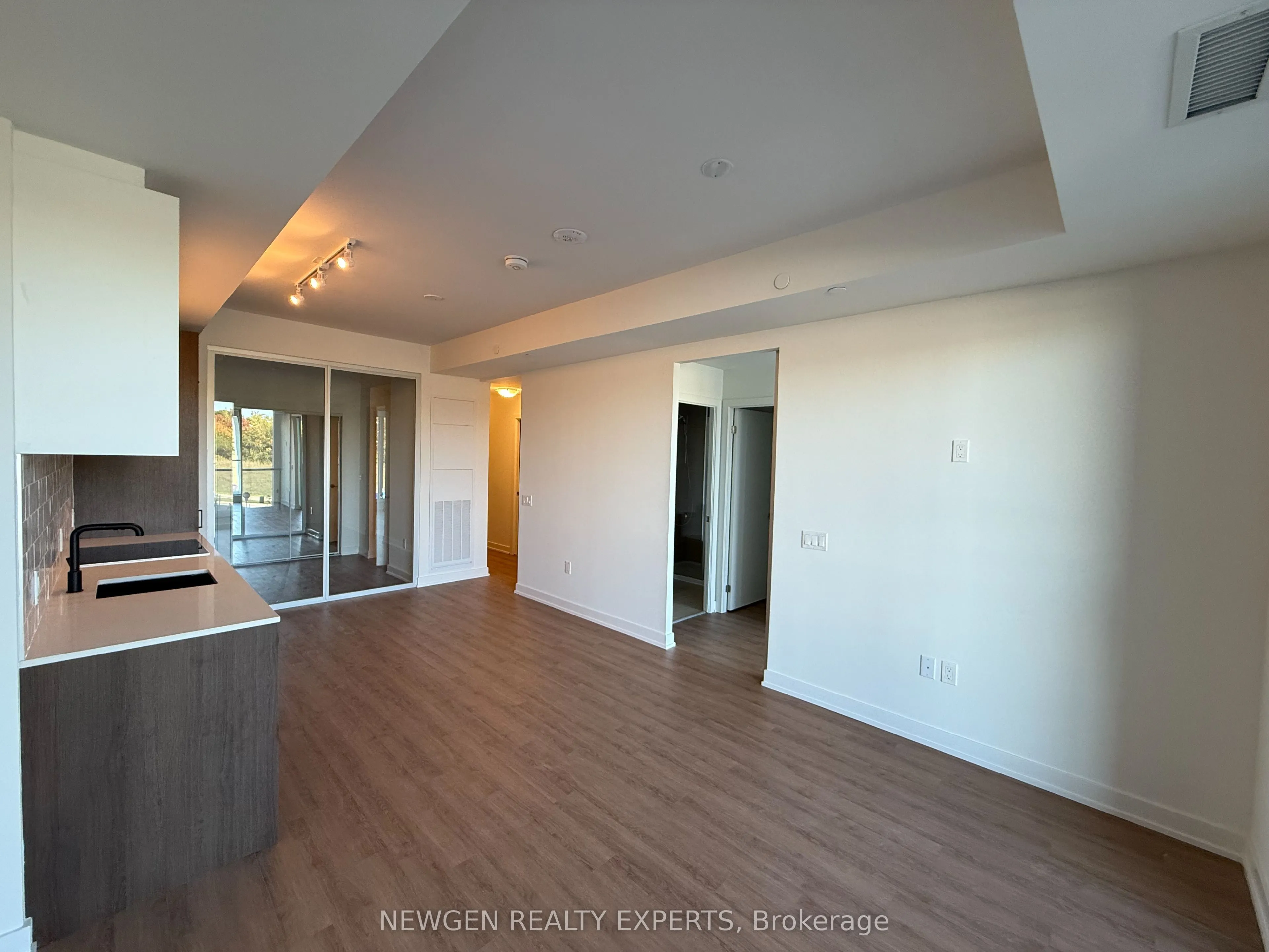 1 Kyle Lowry Road, #214
