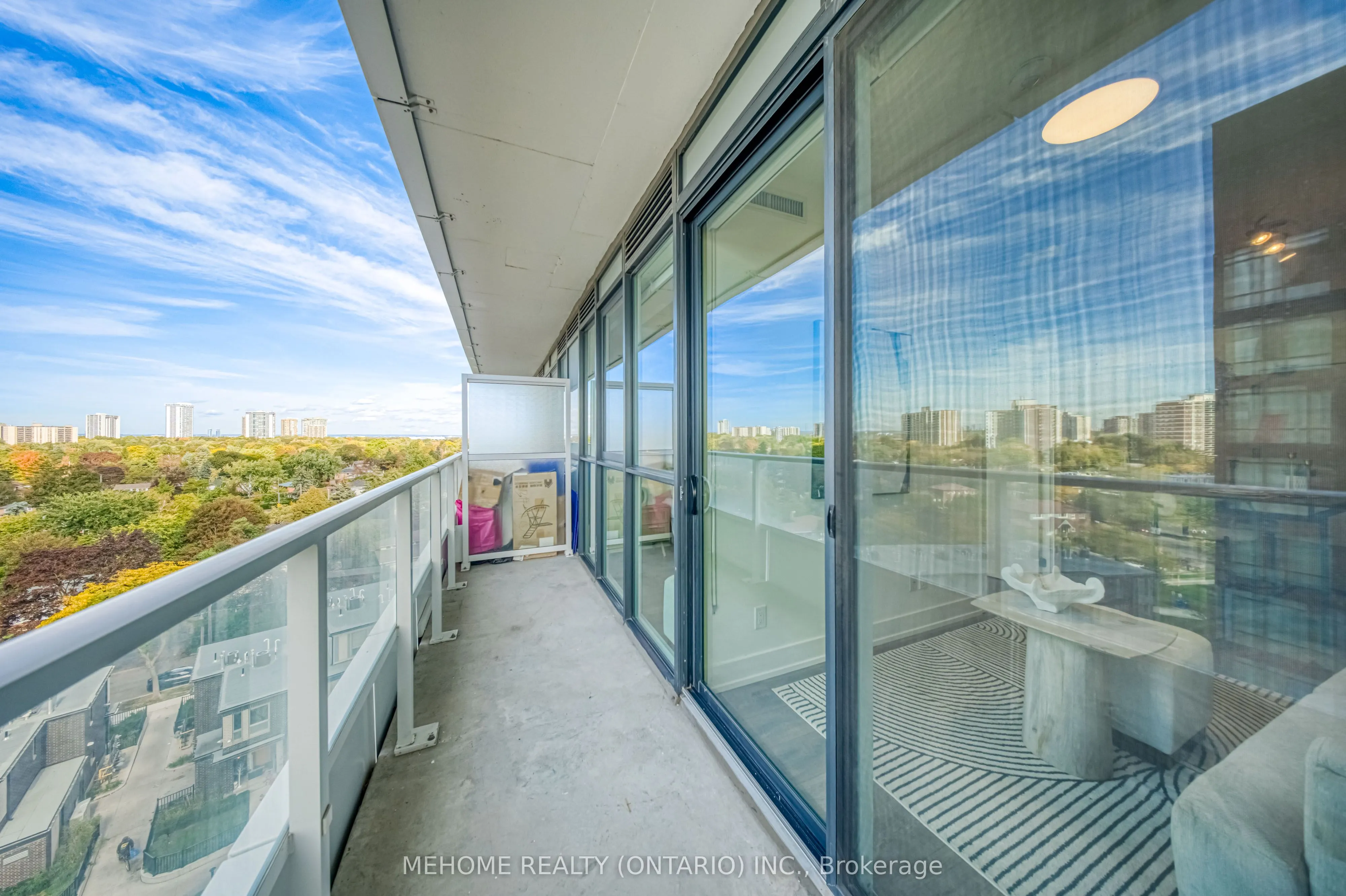 180 Fairview Mall Drive, #905