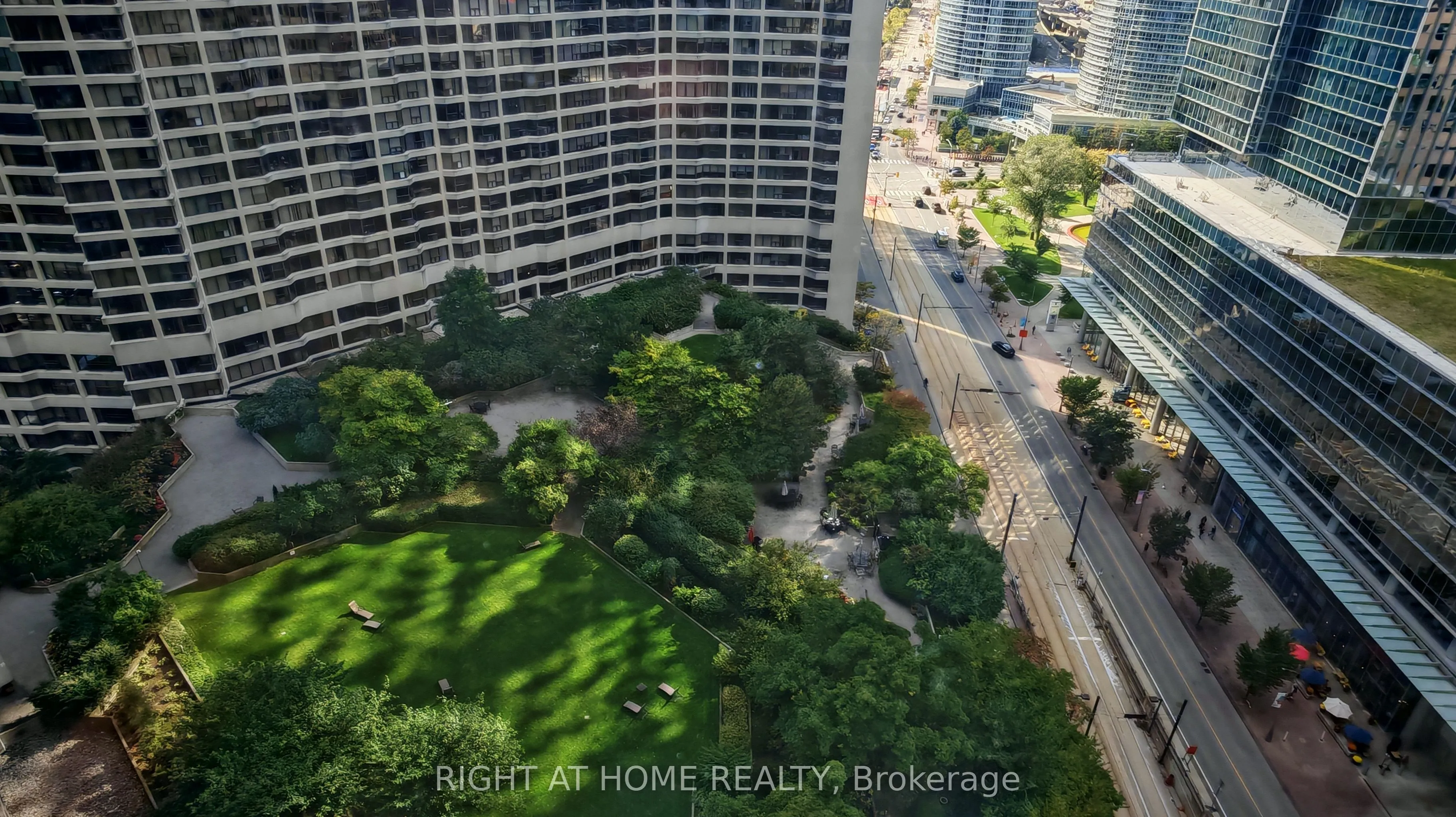 33 Harbour Square, #2434