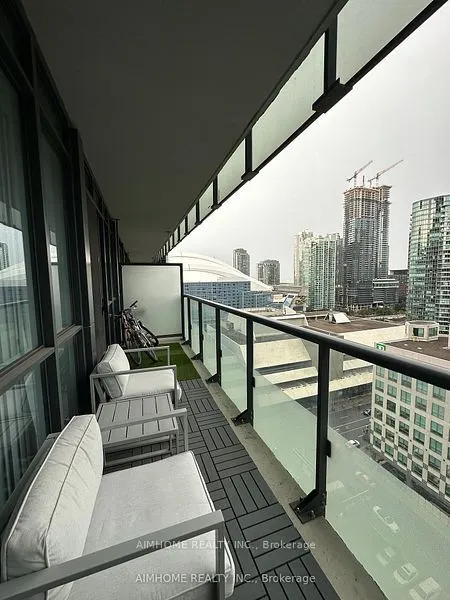 300 Front Street W, #1603