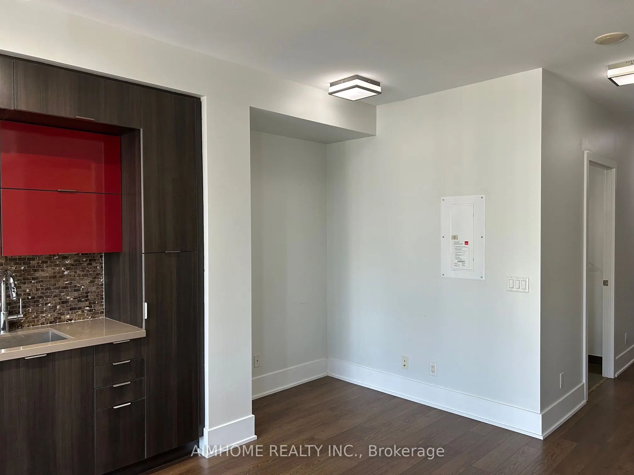 300 Front Street W, #1603