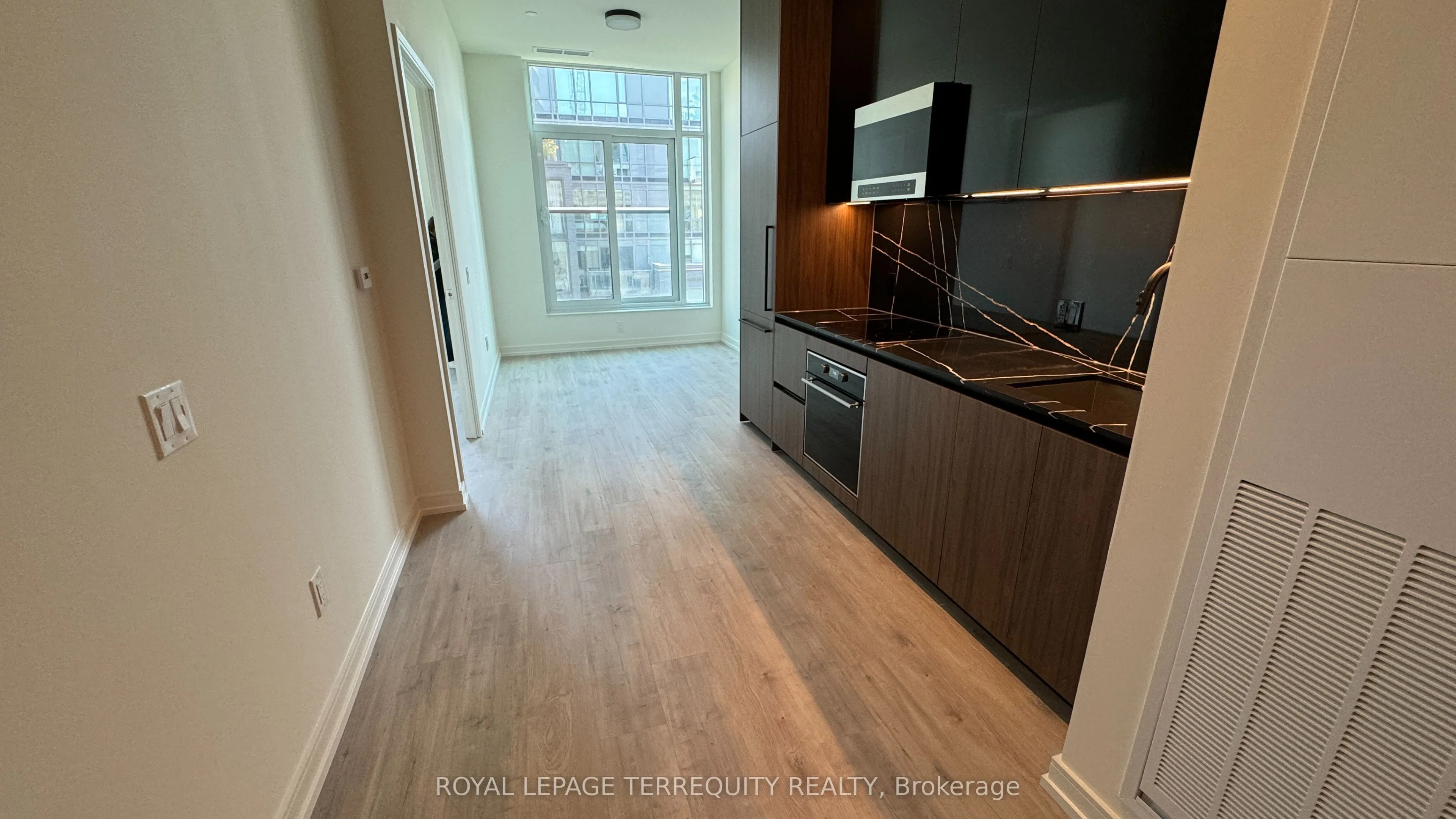425 Front Street E, #608