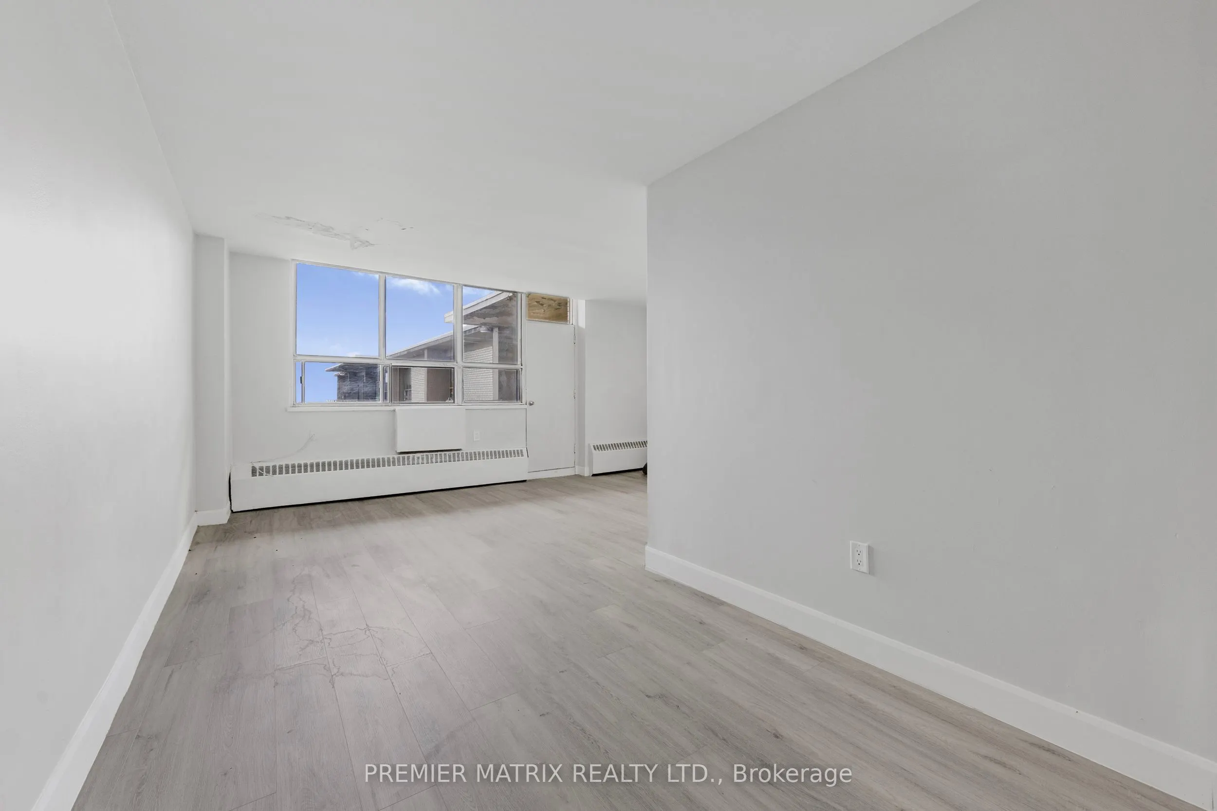 65 Thorncliffe Park Drive, #2108