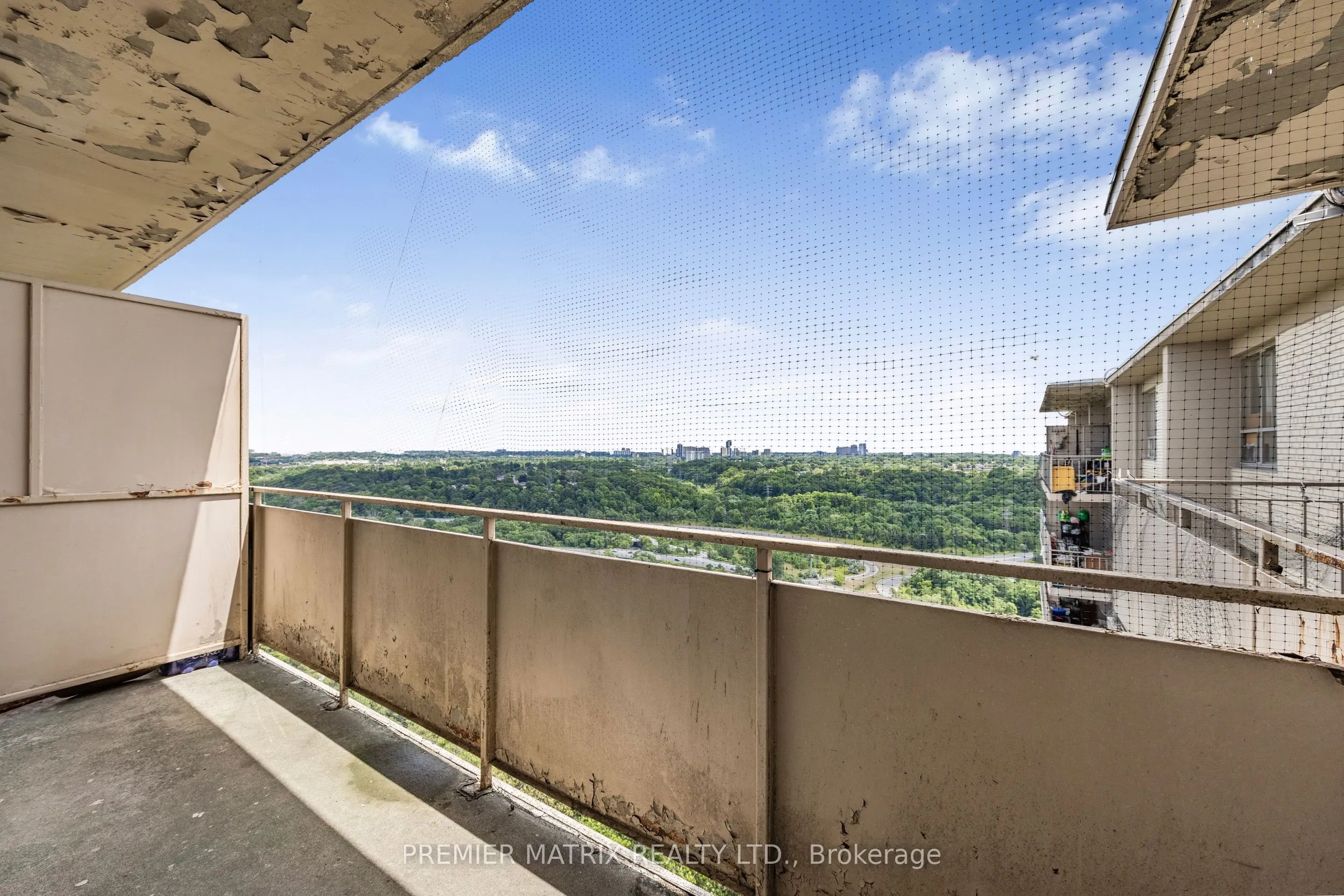 65 Thorncliffe Park Drive, #2108
