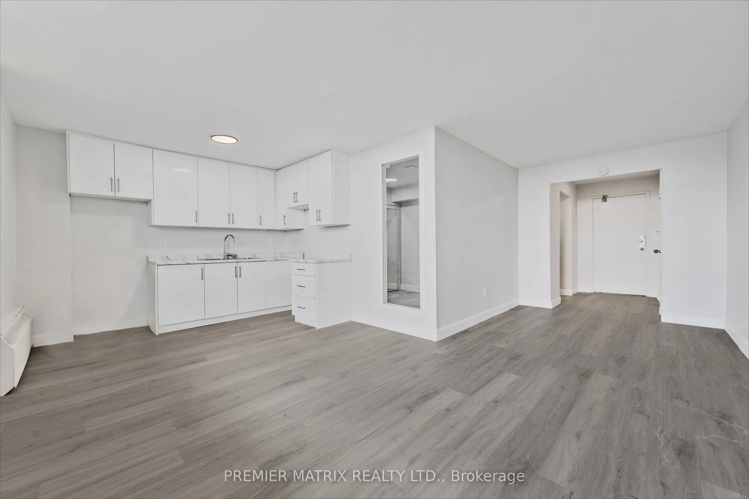 65 Thorncliffe Park Drive, #2108