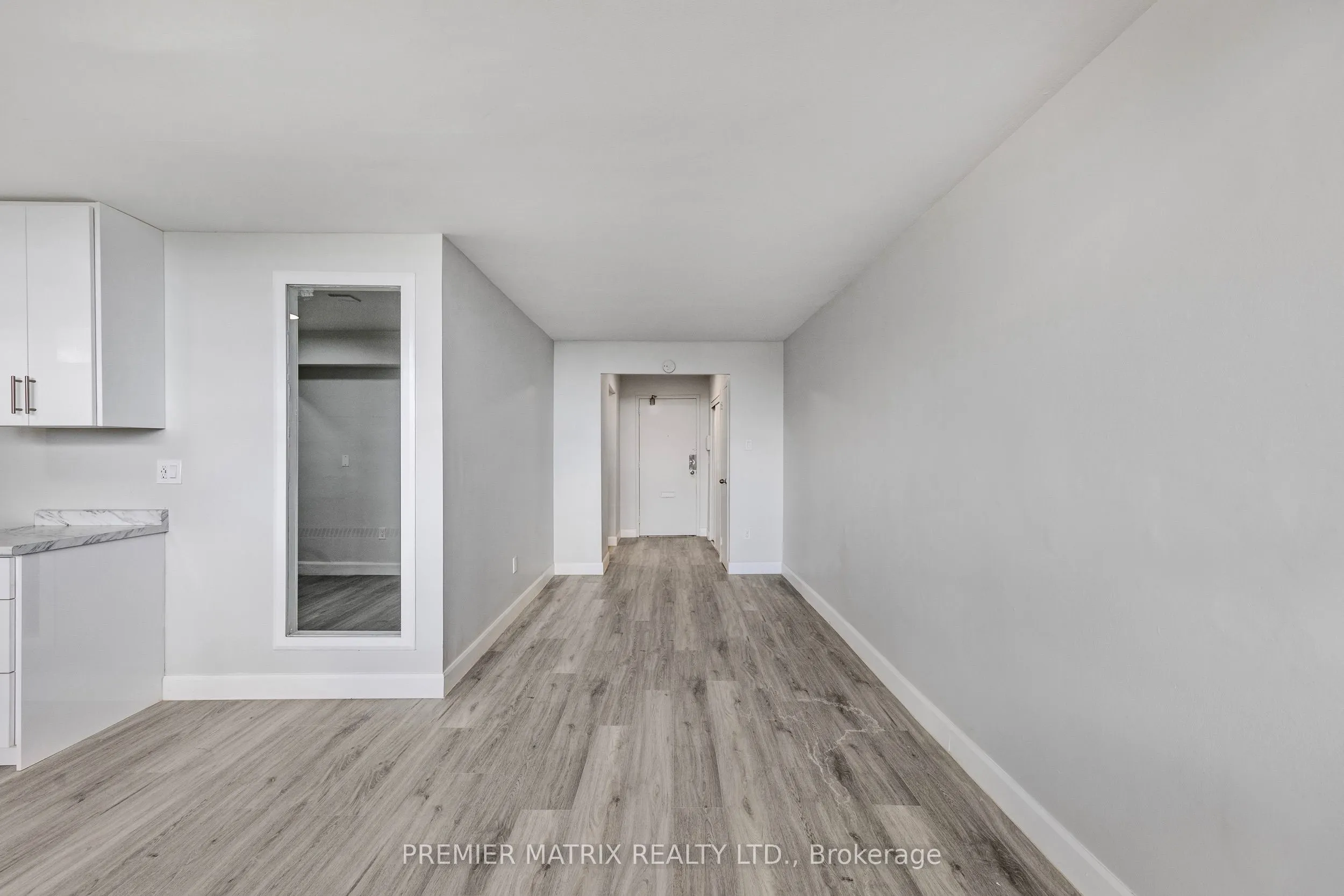 65 Thorncliffe Park Drive, #2108