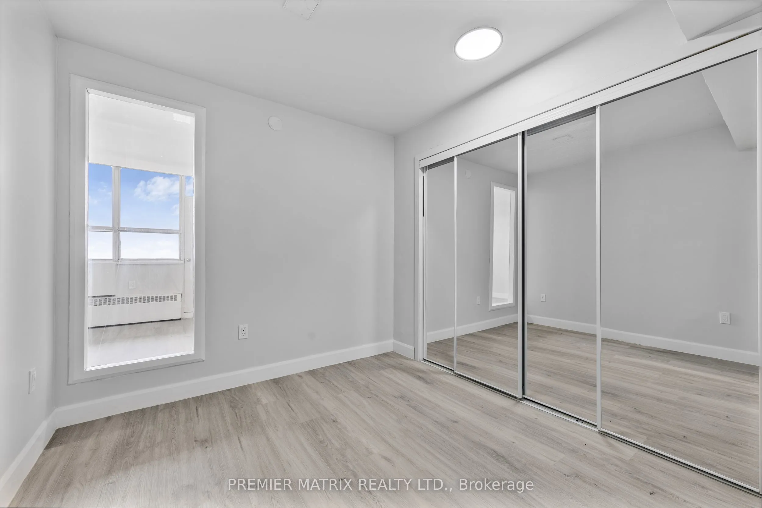 65 Thorncliffe Park Drive, #2108
