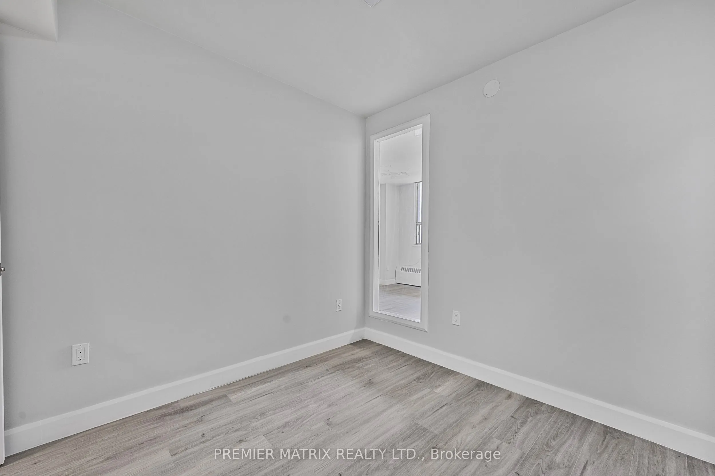 65 Thorncliffe Park Drive, #2108
