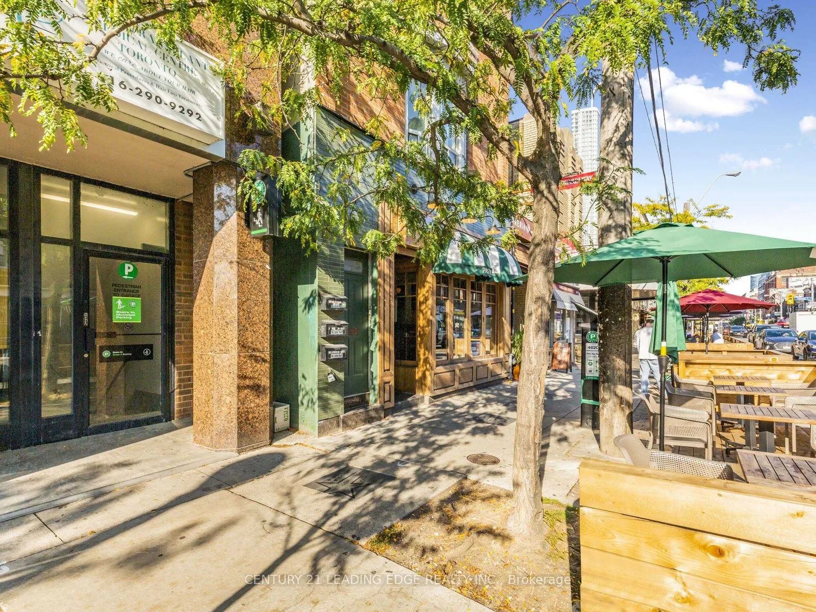 614 COLLEGE Street, #1