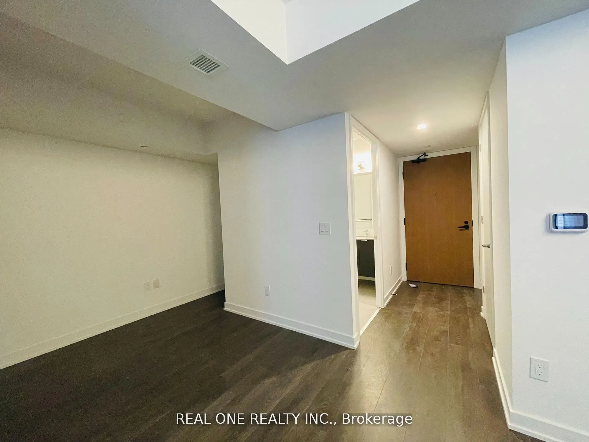 8 Tippett Road, #423