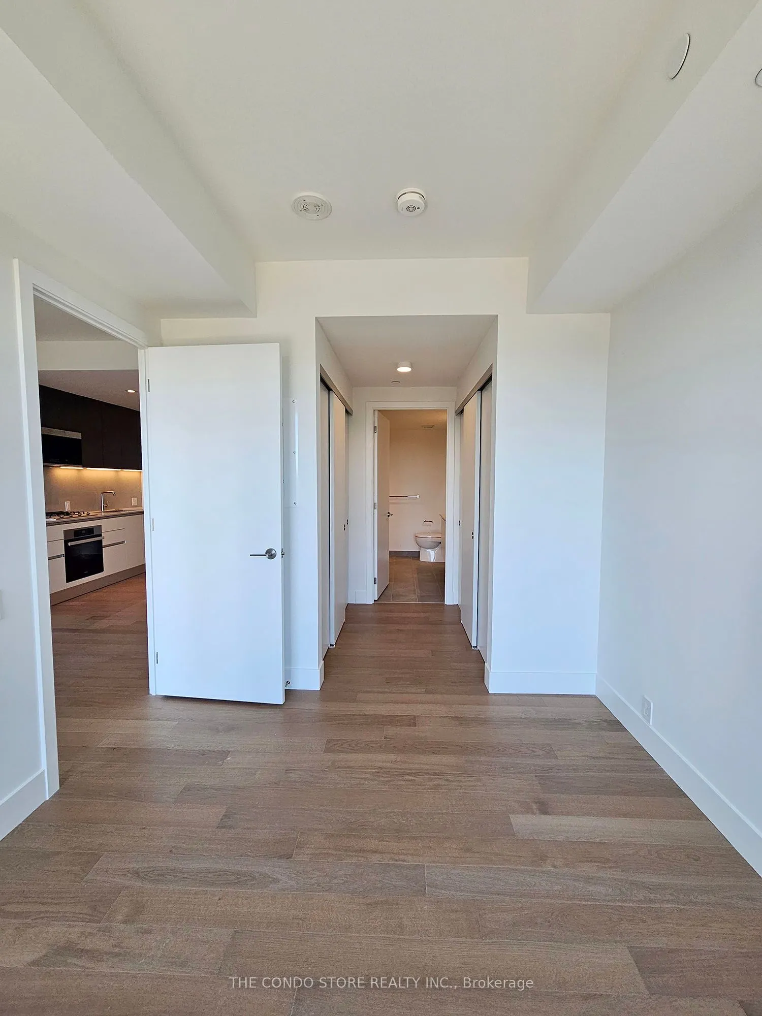 1414 Bayview Avenue, #402