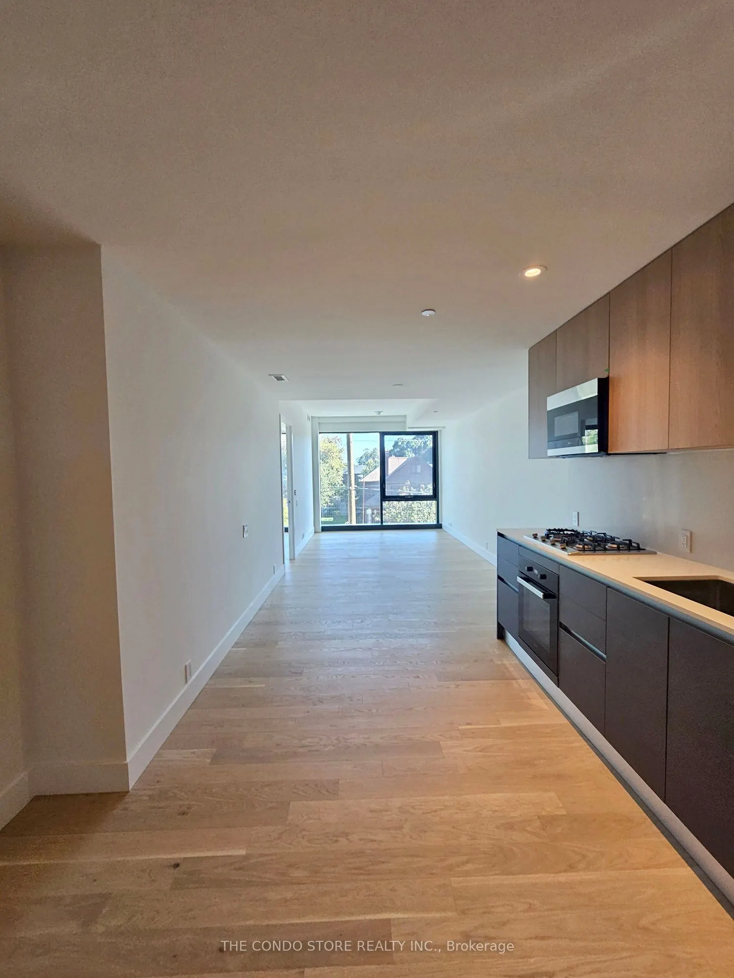 1414 Bayview Avenue, #213