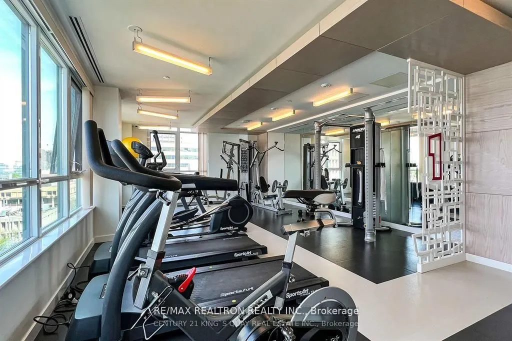 181 Huron Street, #903