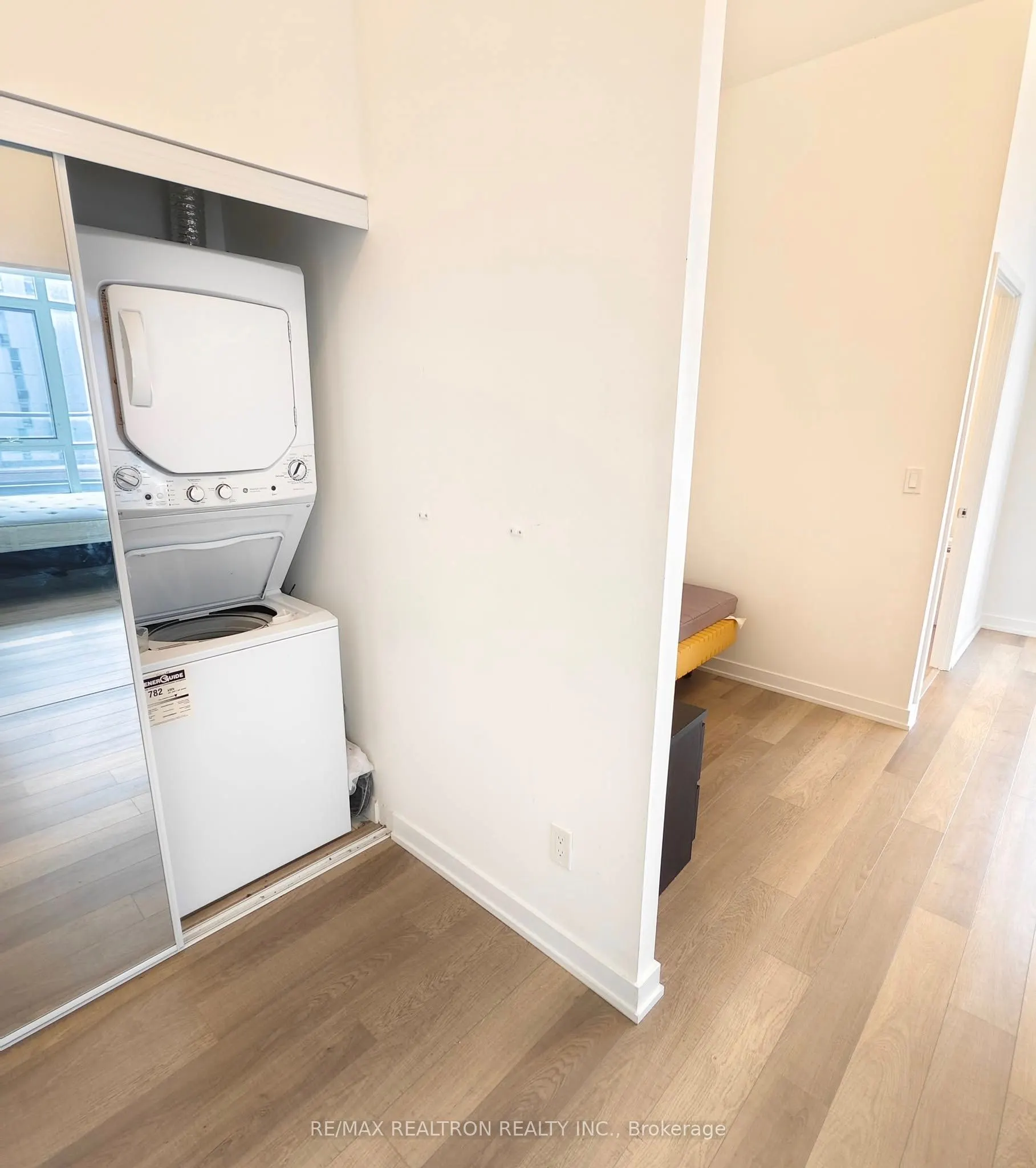 181 Huron Street, #903