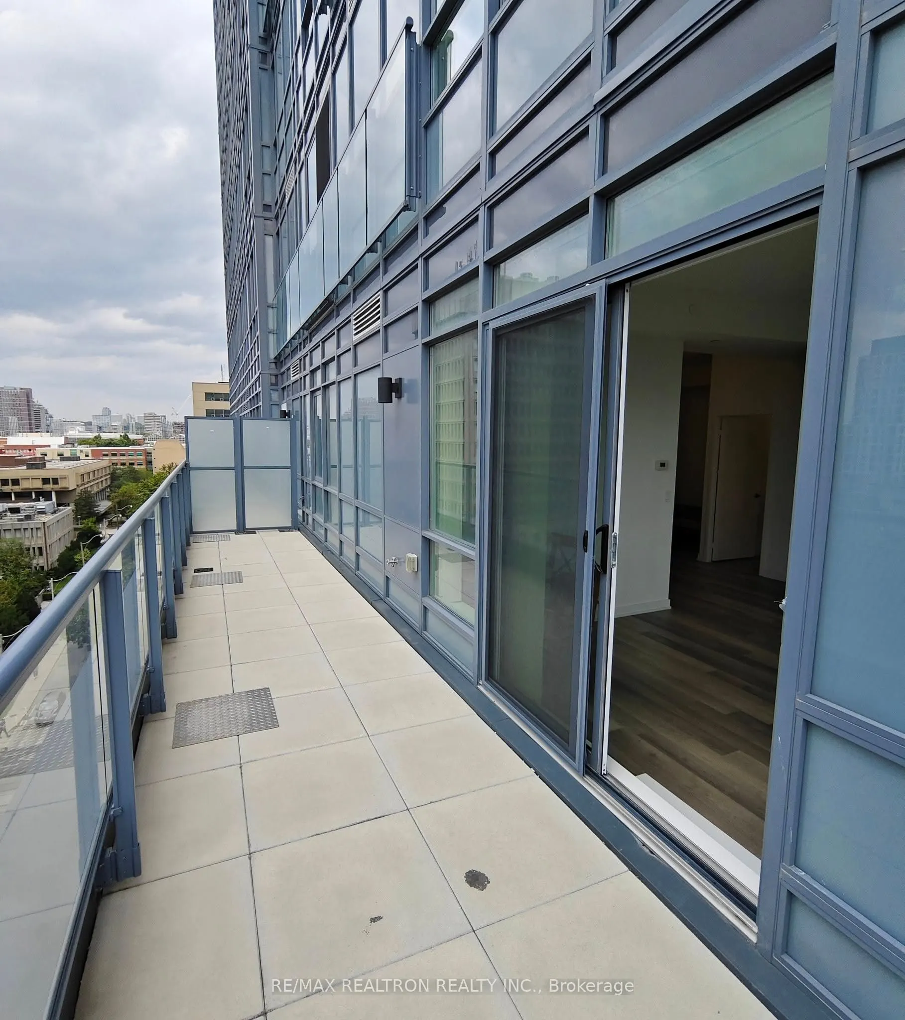181 Huron Street, #903