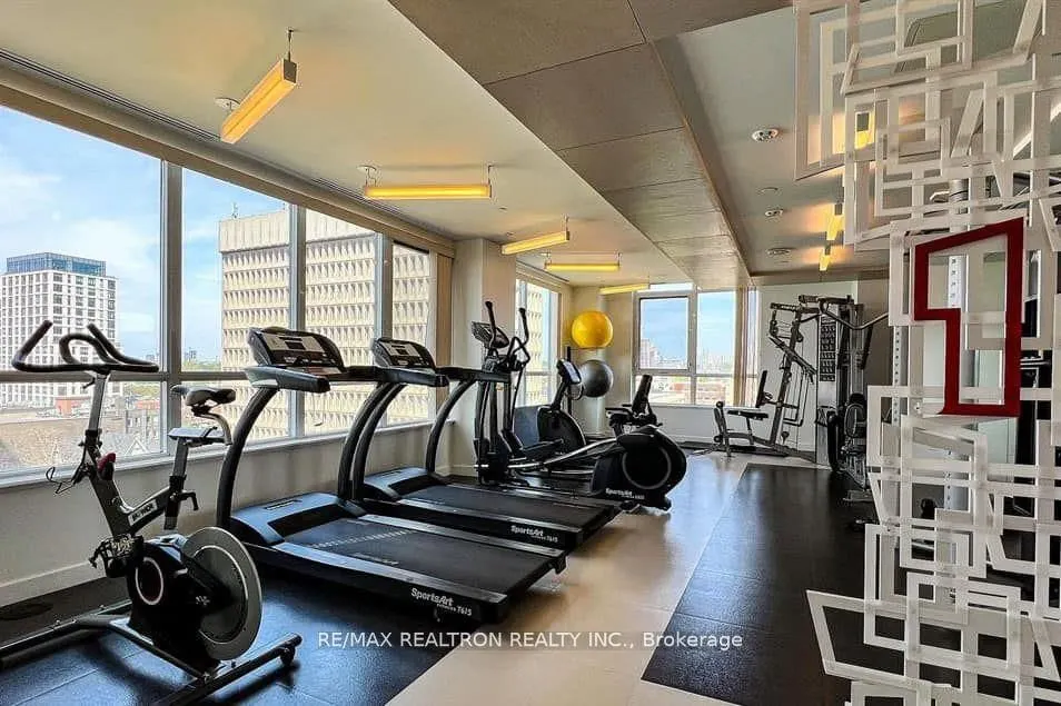 181 Huron Street, #903