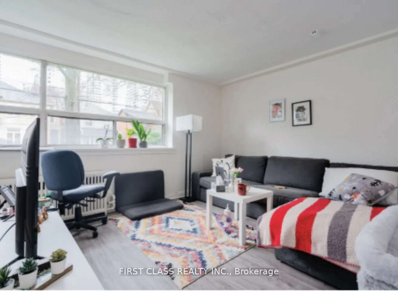 117 Hillsdale Avenue E, #1