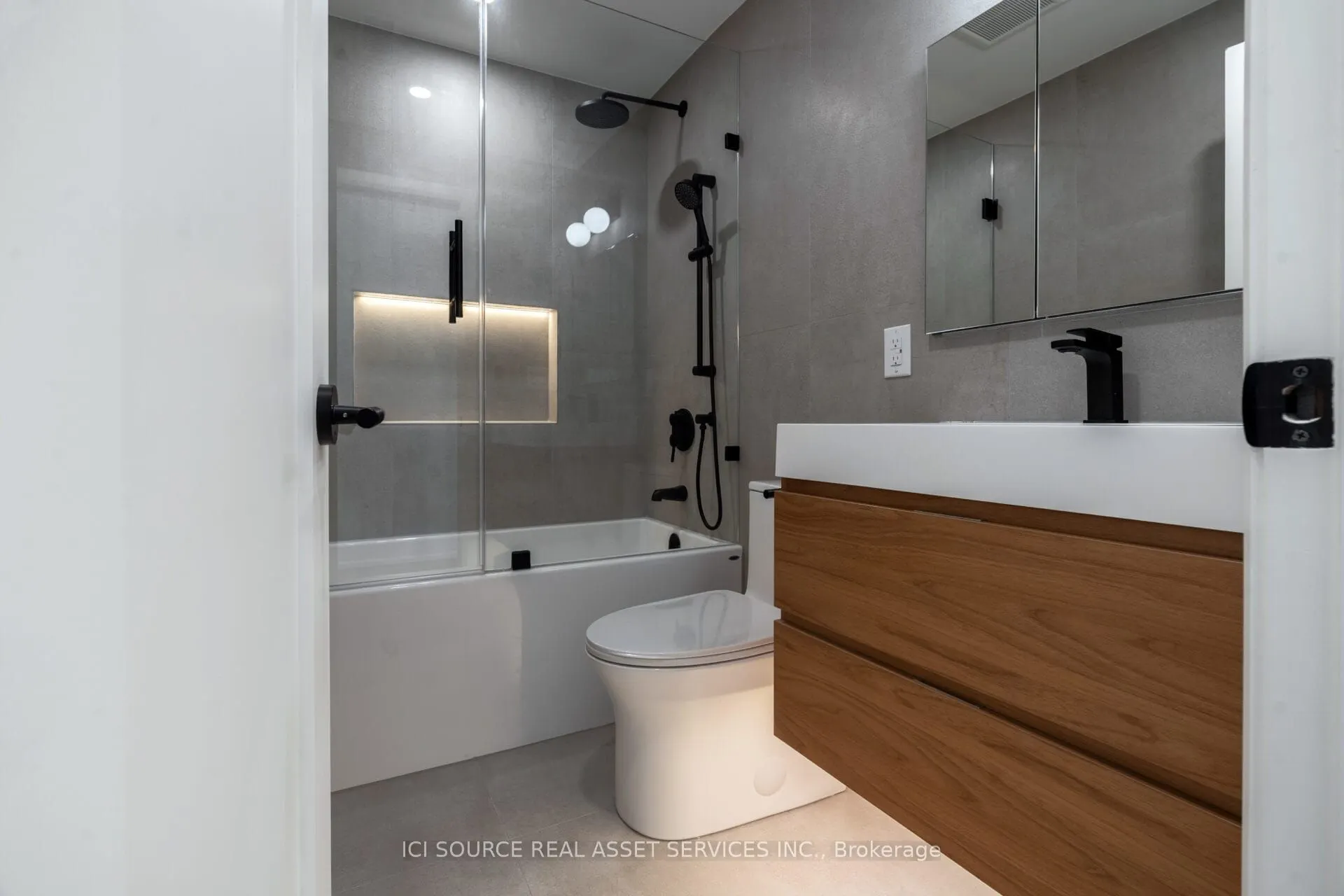328 Shaw Street, #3