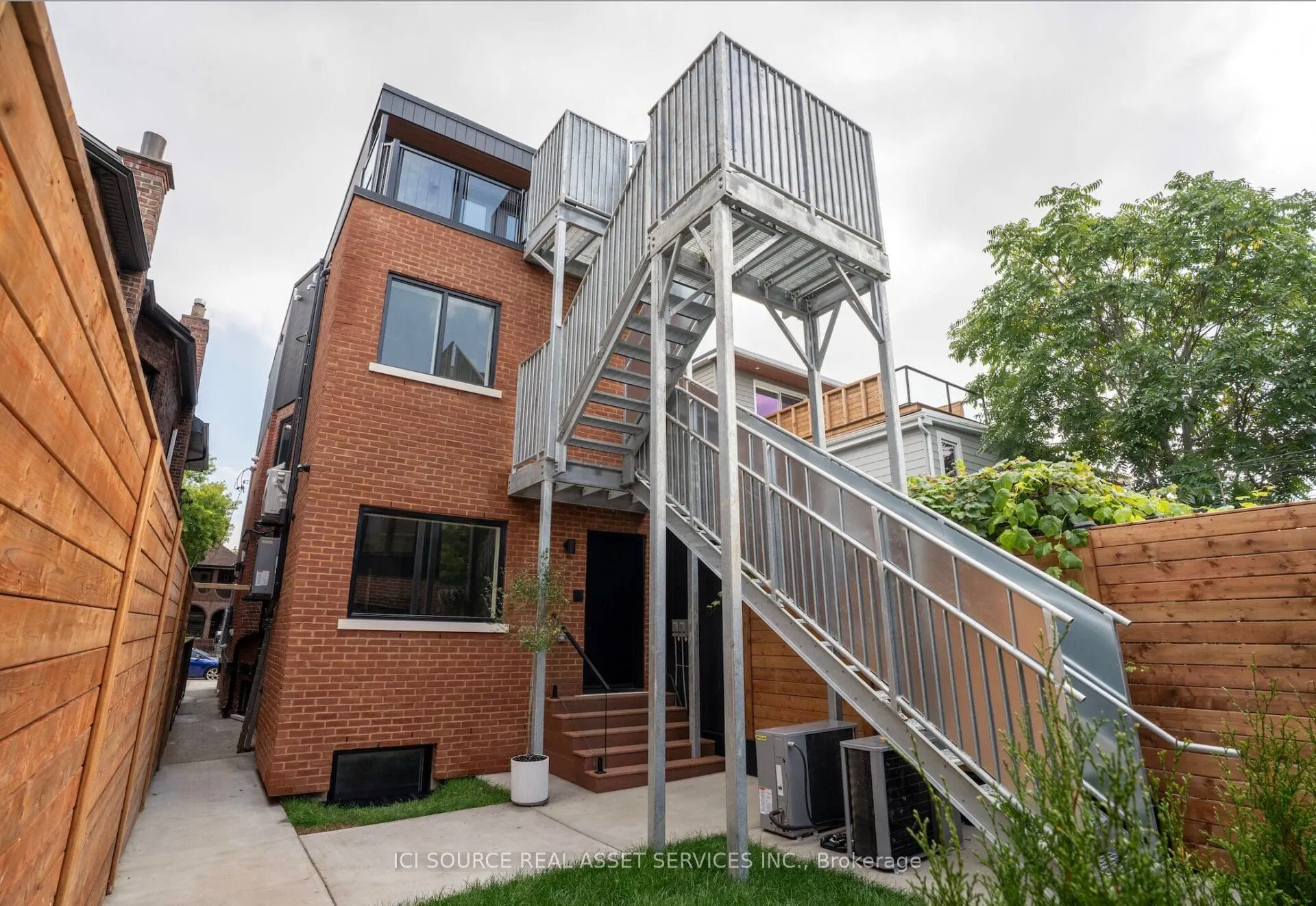 328 Shaw Street, #3