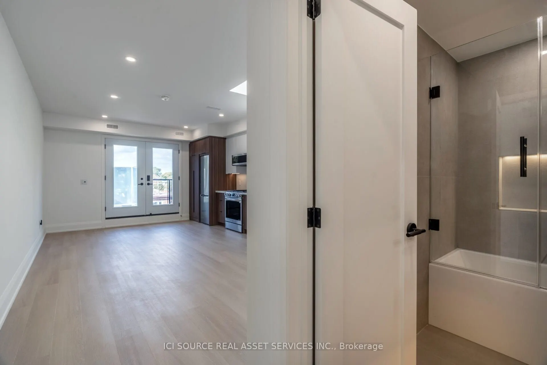 328 Shaw Street, #3