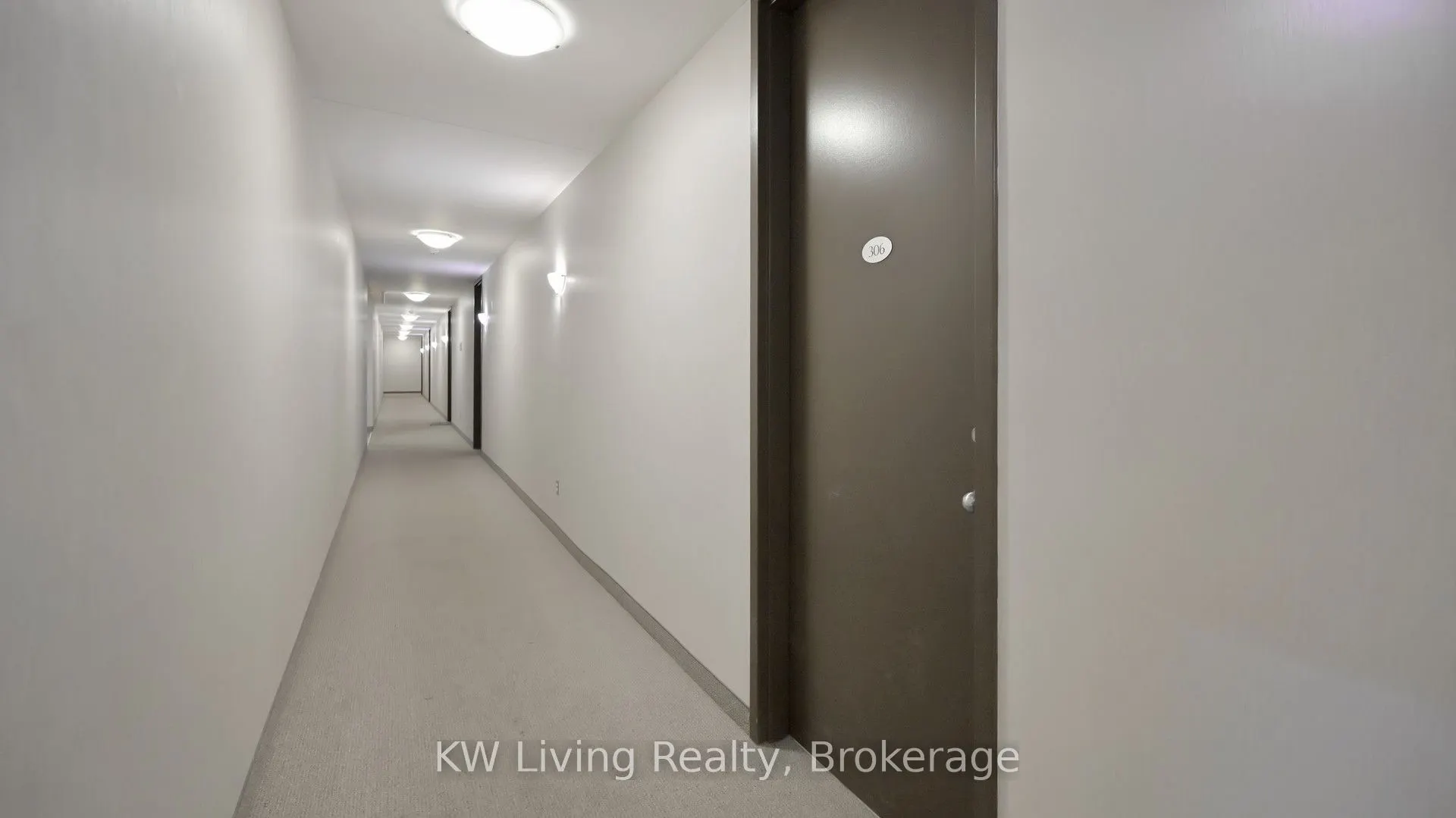 10 Gateway Boulevard, #306