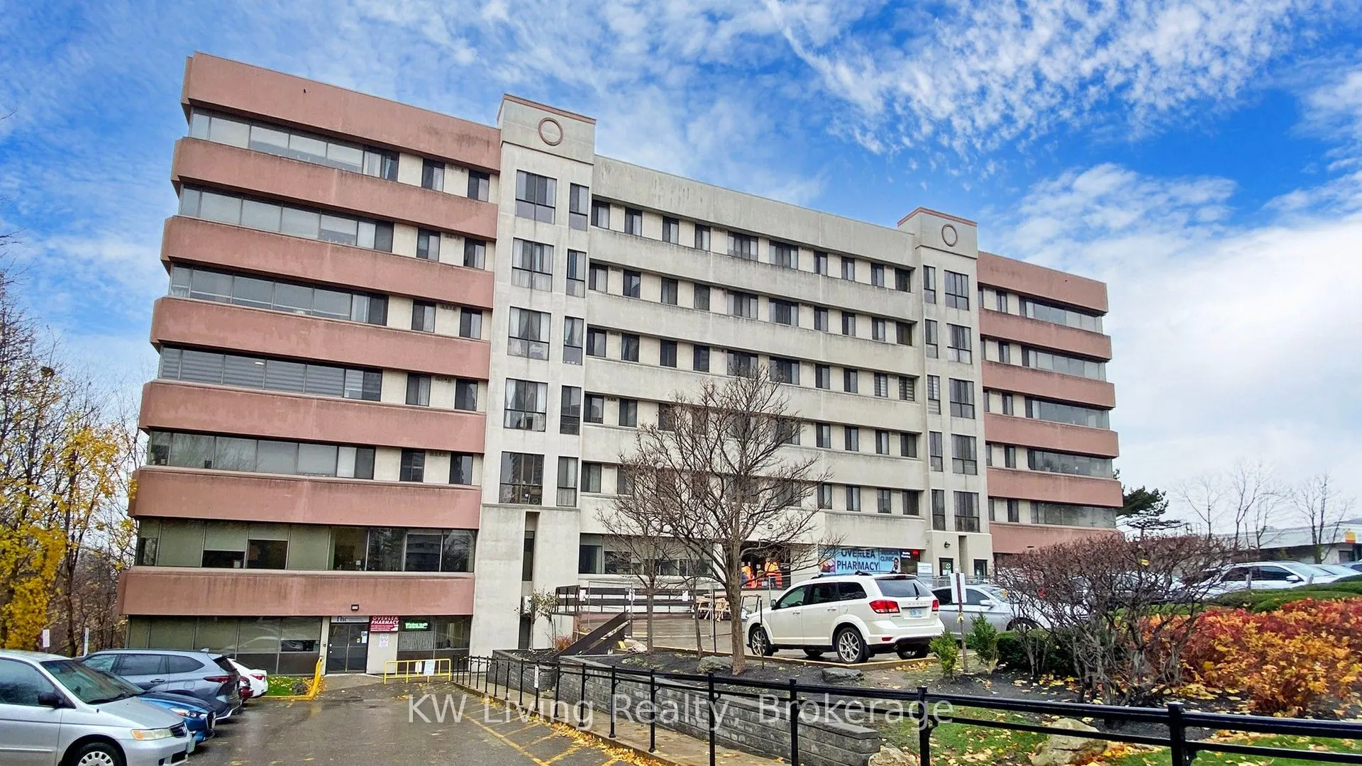 10 Gateway Boulevard, #306