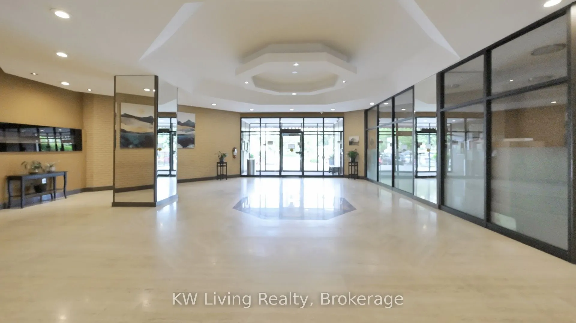 10 Gateway Boulevard, #306