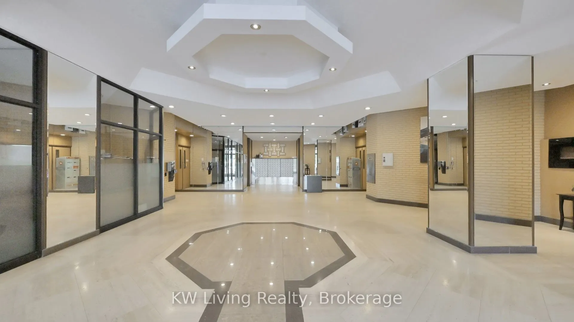 10 Gateway Boulevard, #306