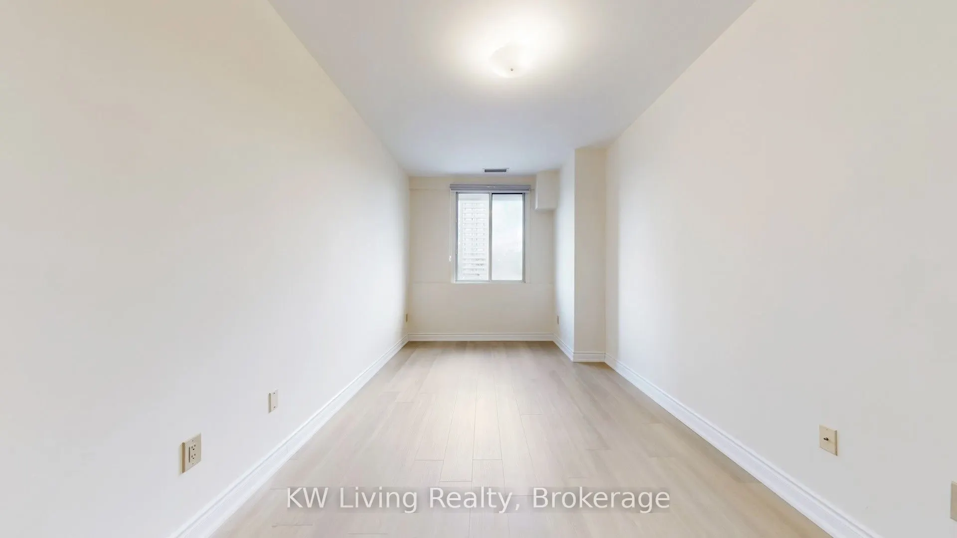 10 Gateway Boulevard, #306