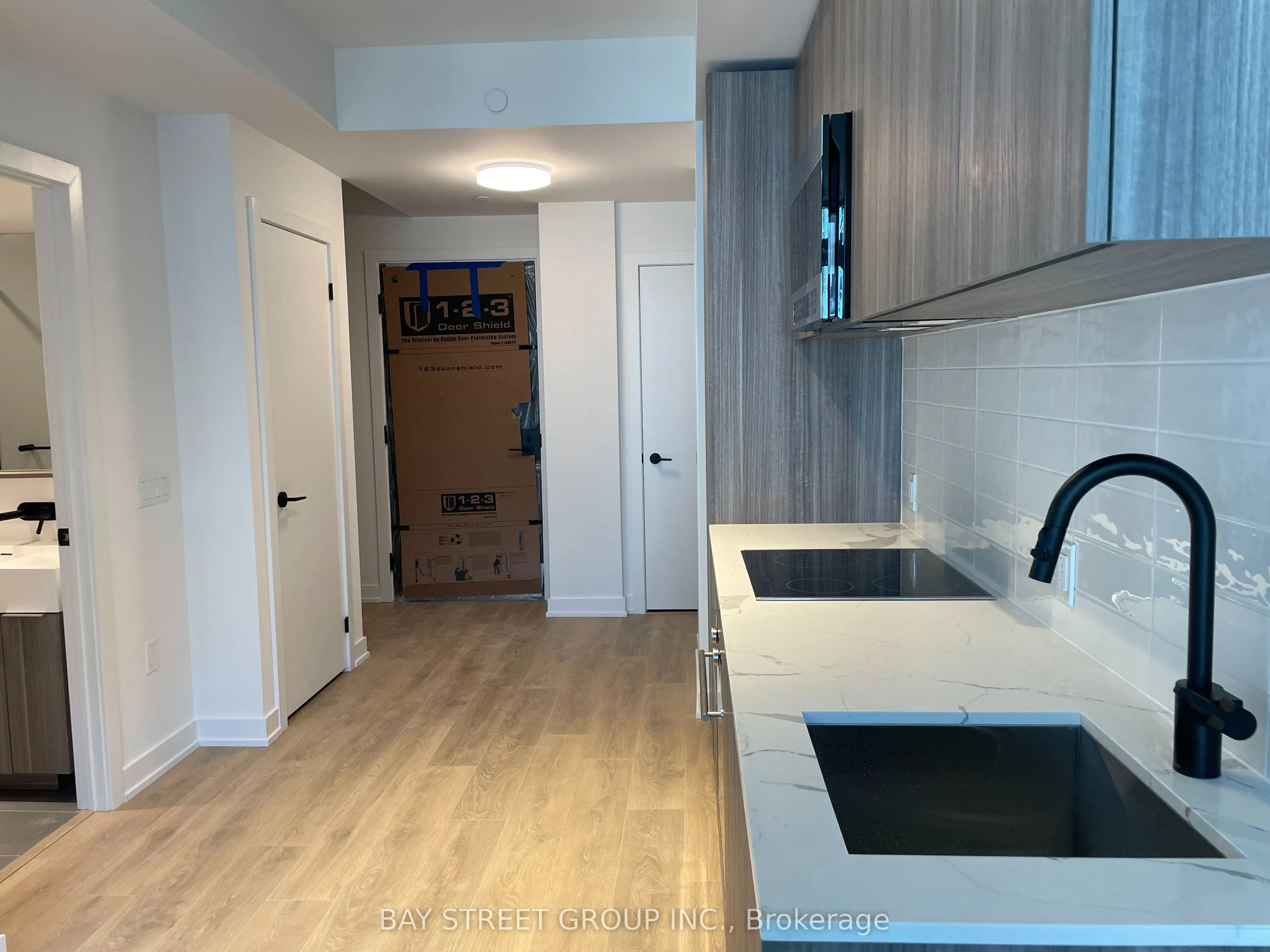 127 BROADWAY Avenue, #1204