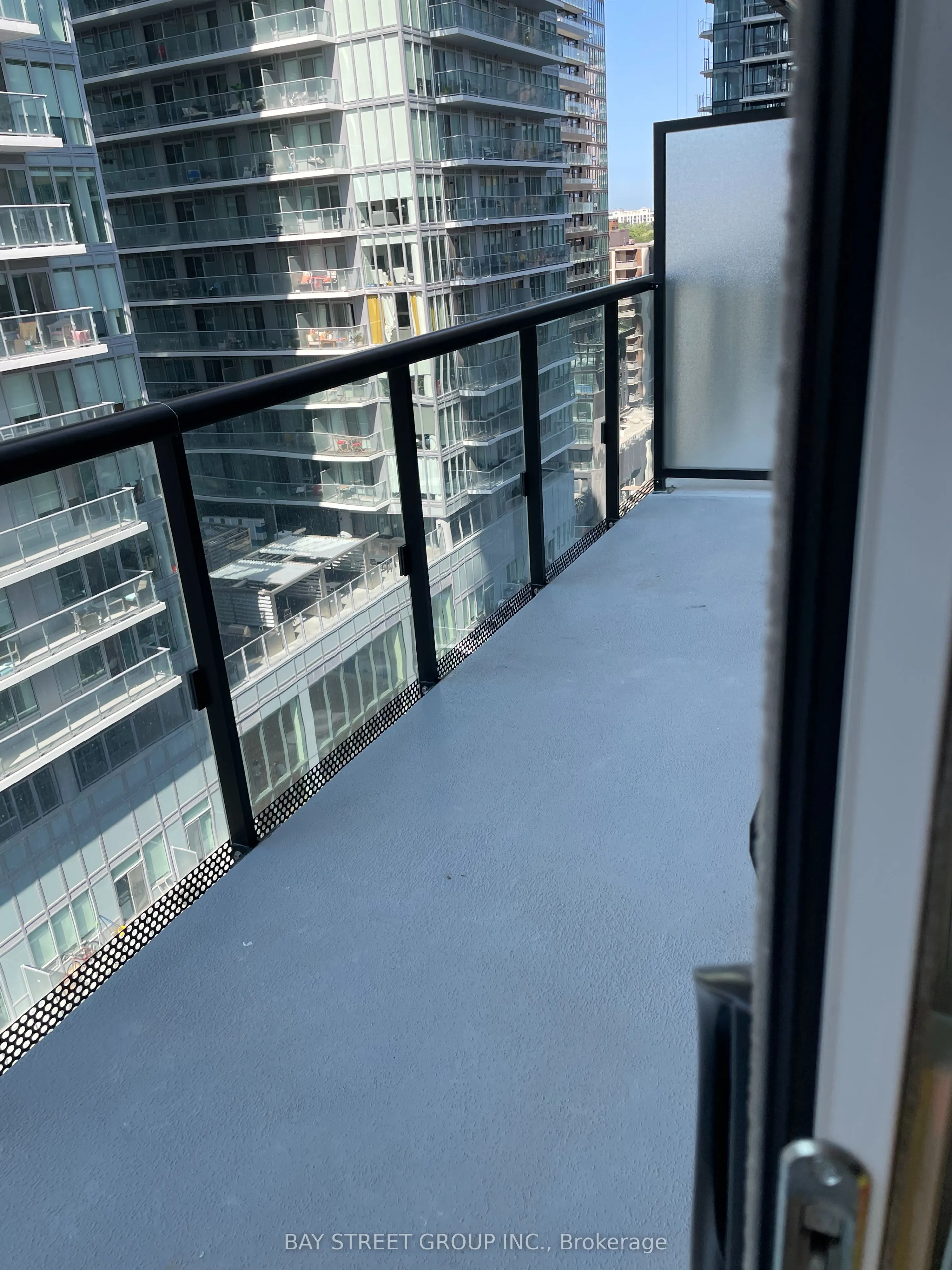 127 BROADWAY Avenue, #1204