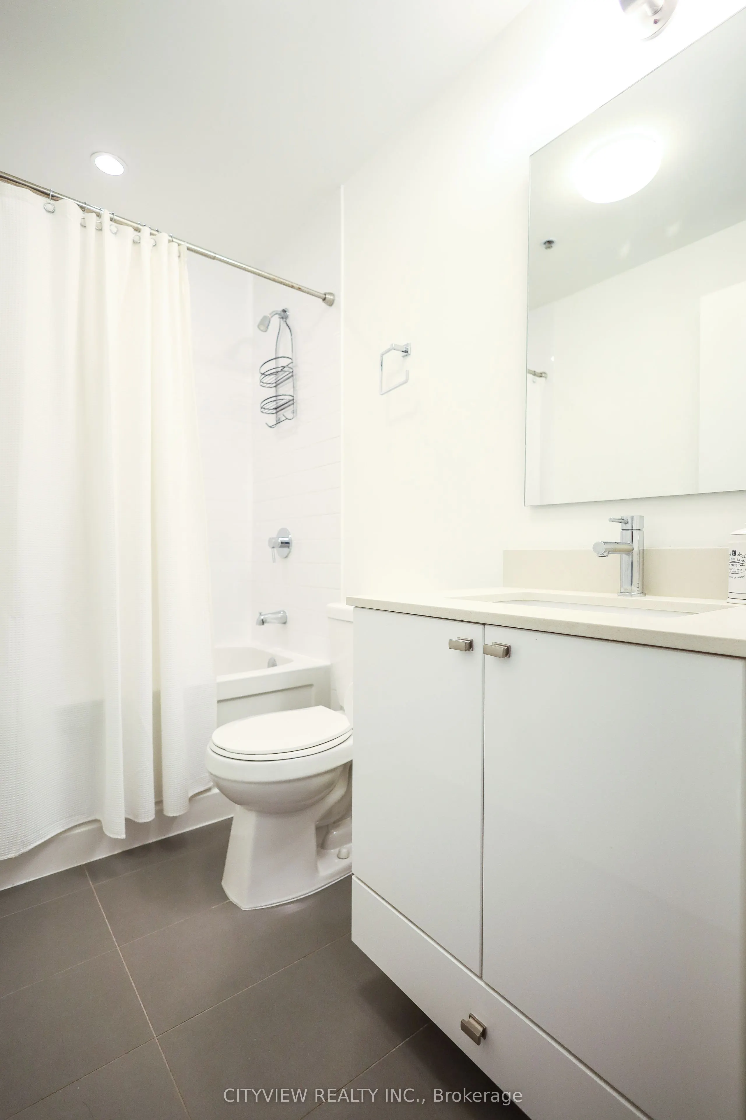 707 Dovercourt Road, #416