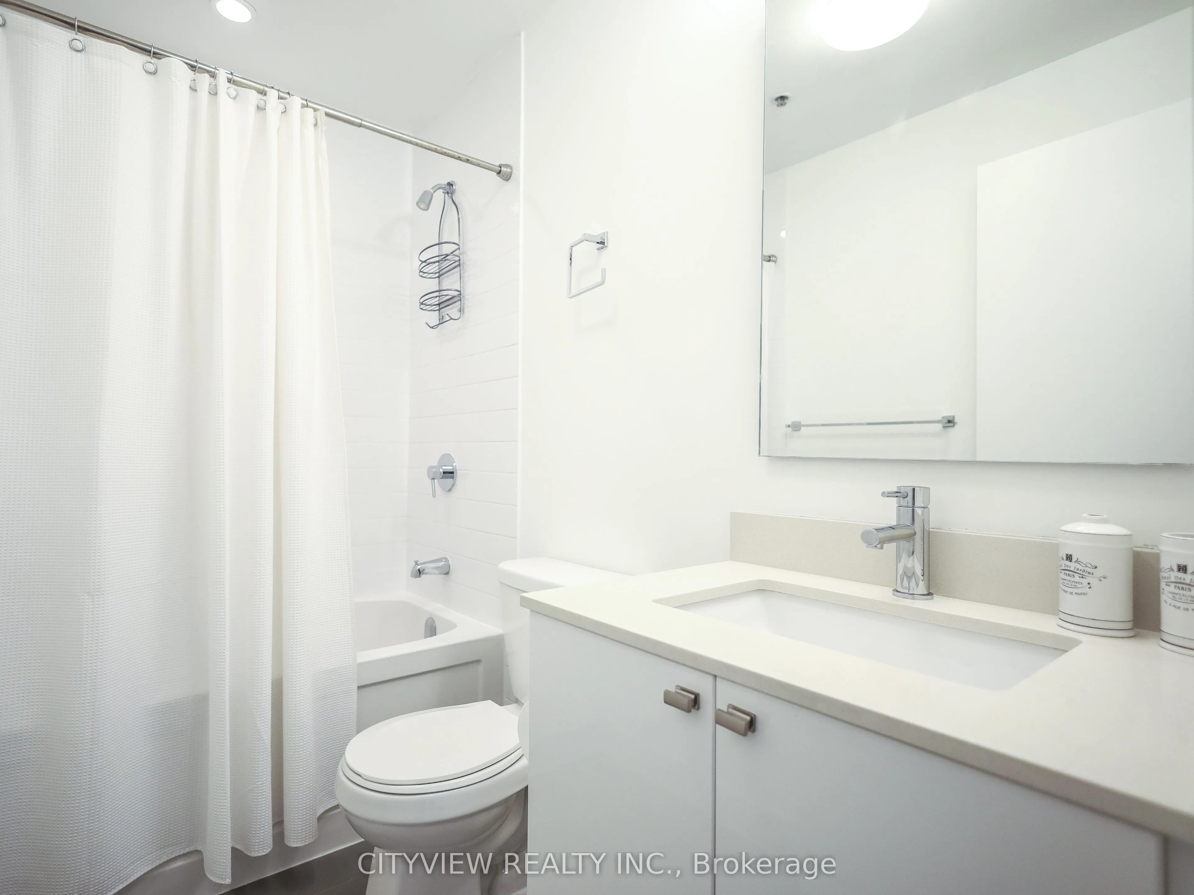 707 Dovercourt Road, #416