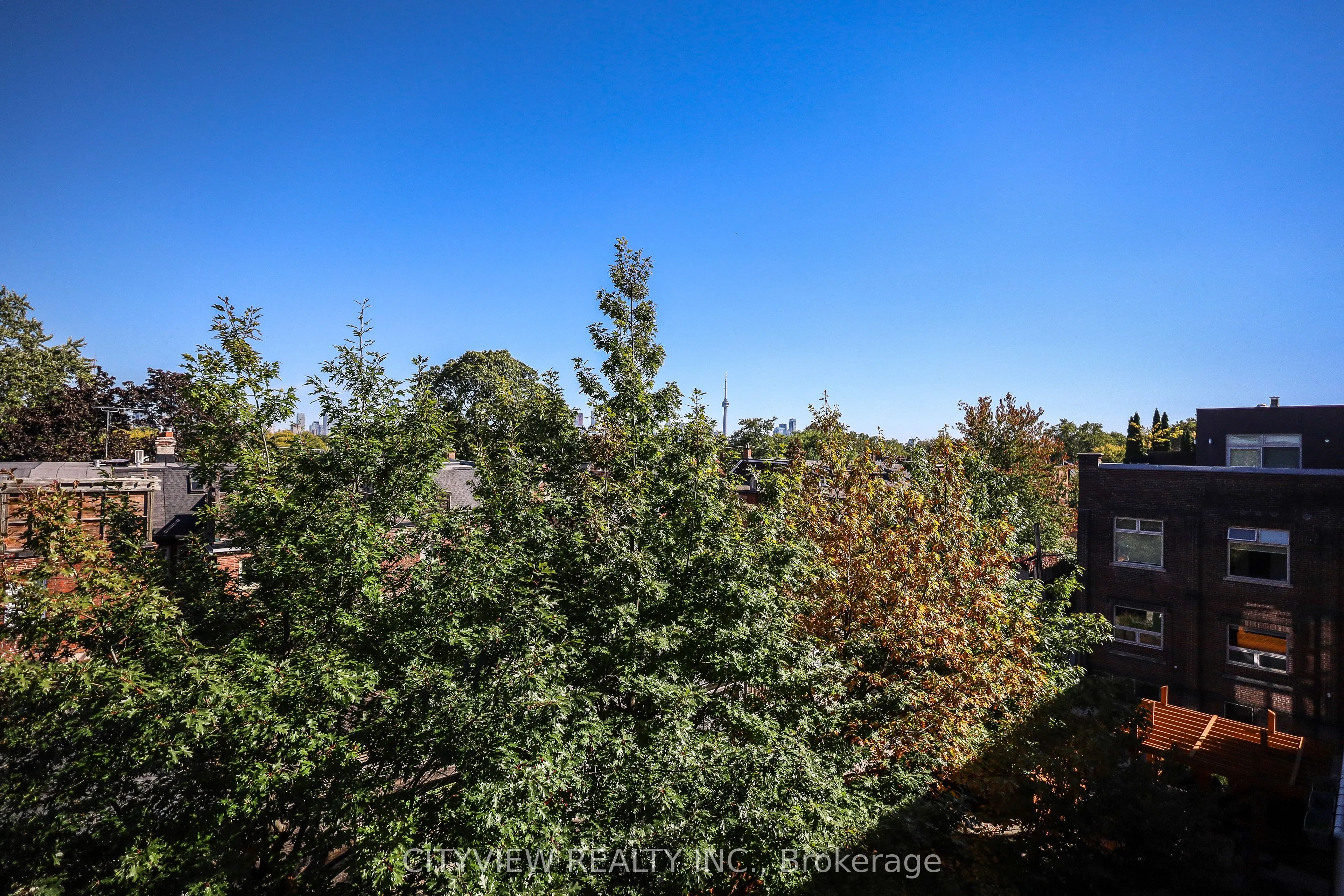 707 Dovercourt Road, #416