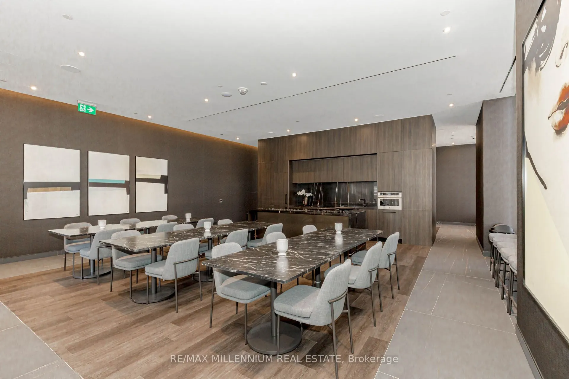 11 Yorkville Avenue, #4103