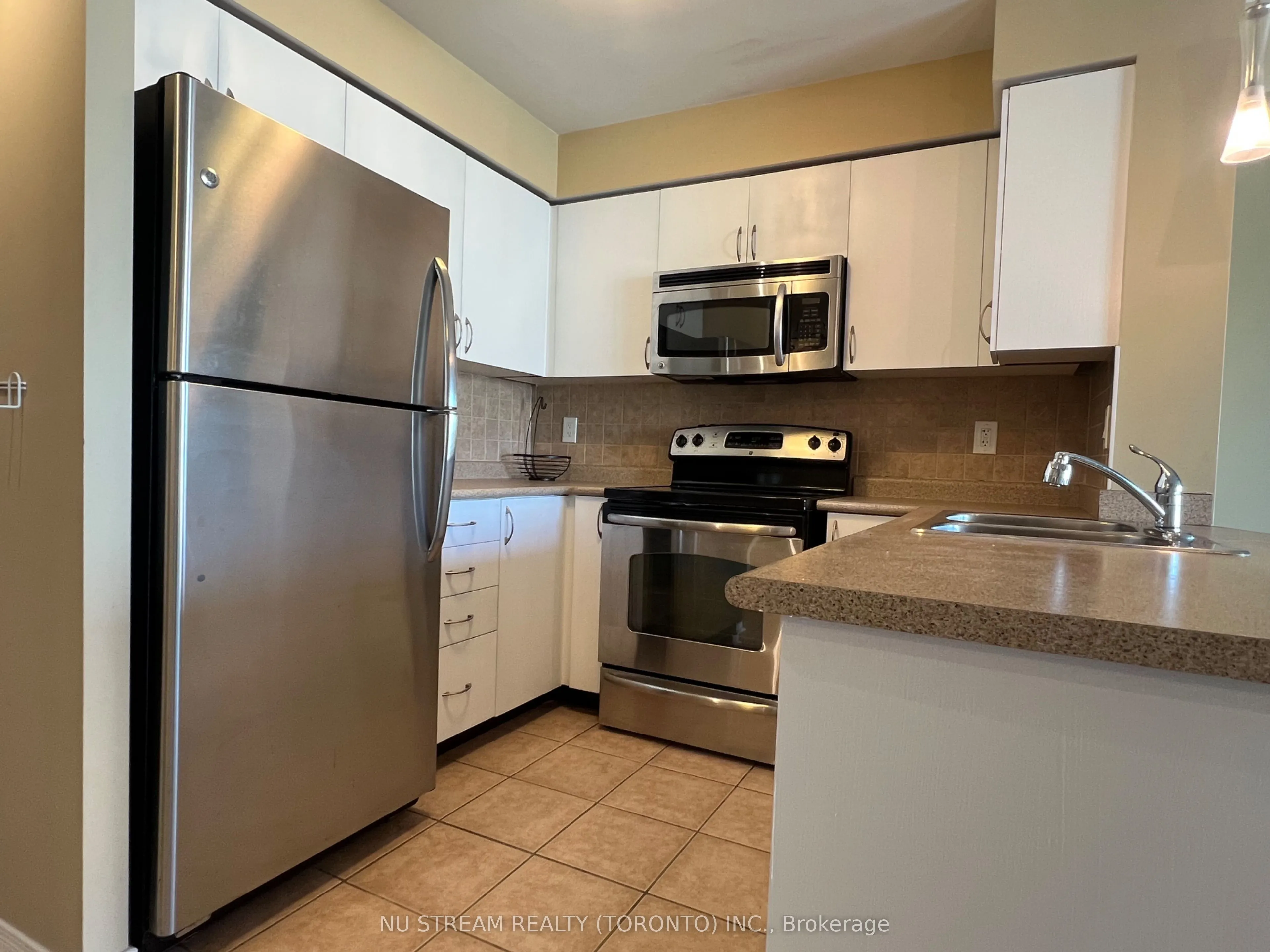 5508 Yonge Street, #1809
