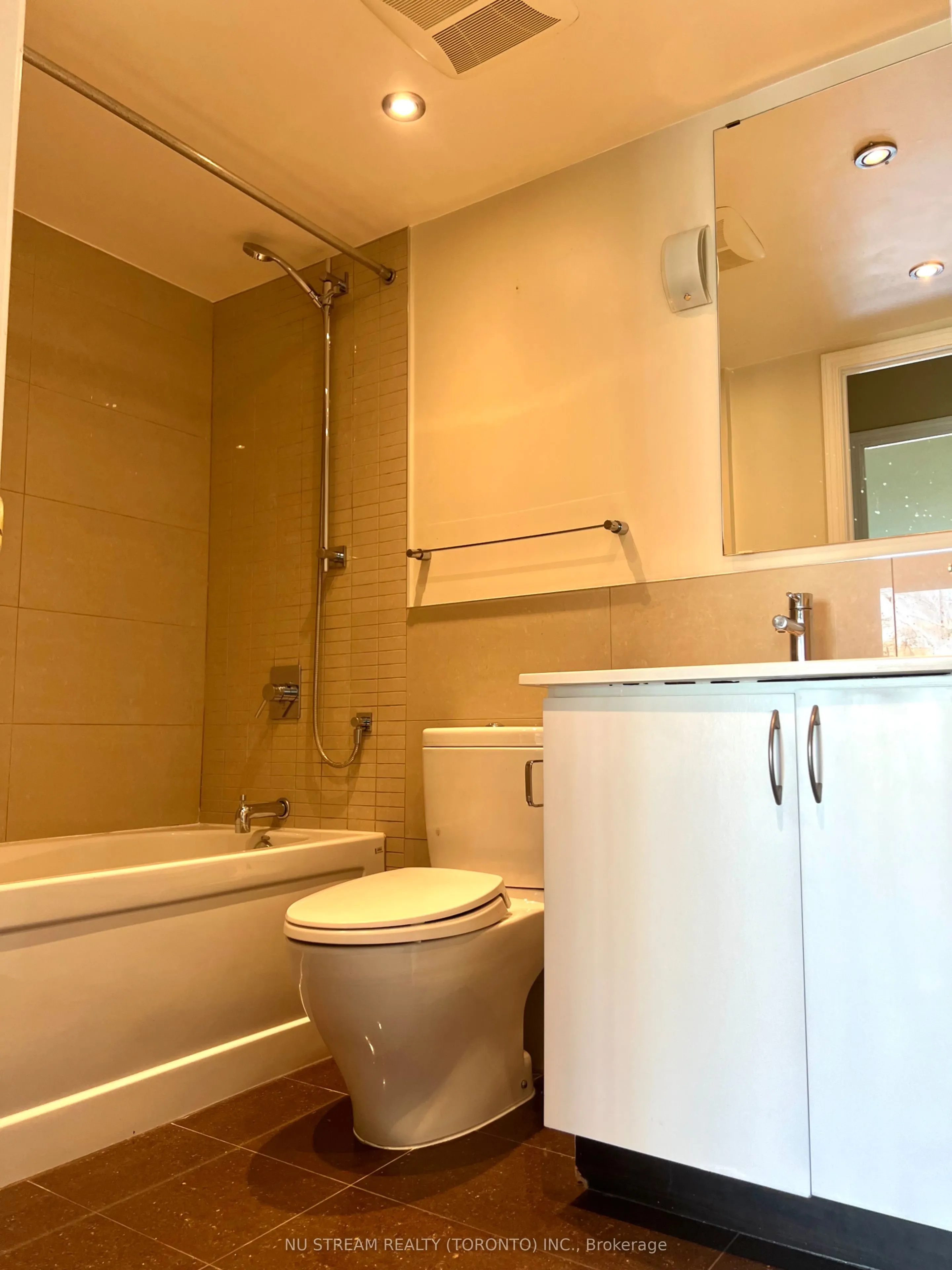 5508 Yonge Street, #1809