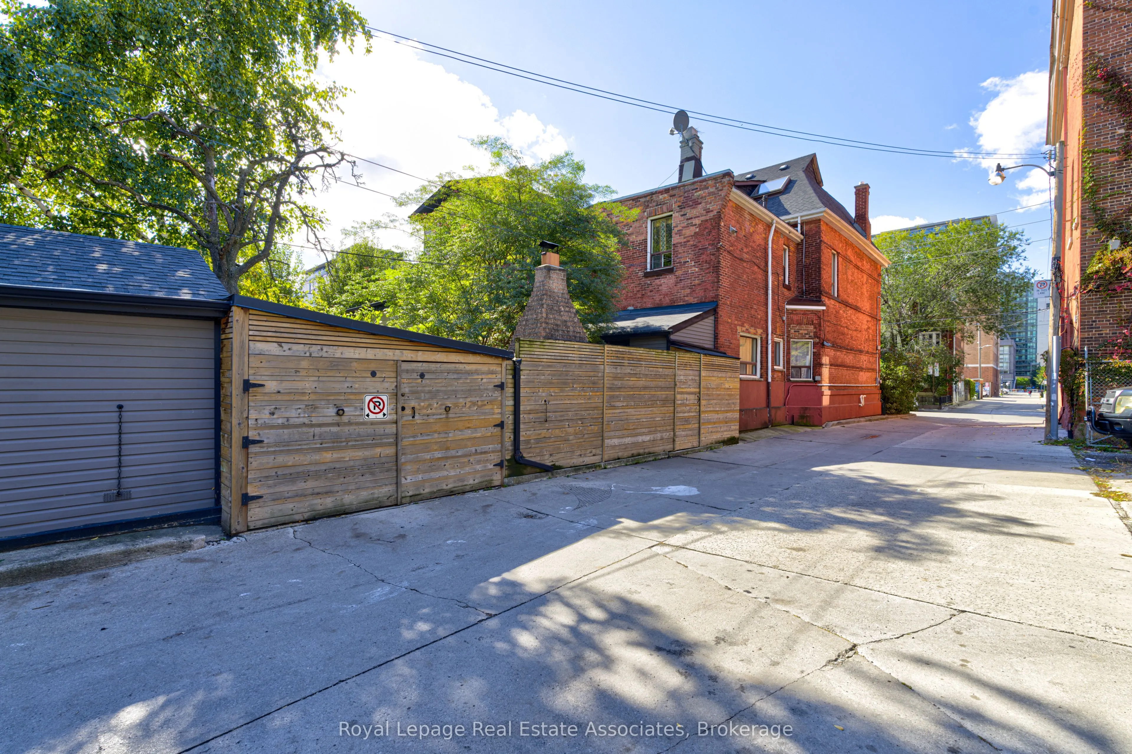 101 Dovercourt Road