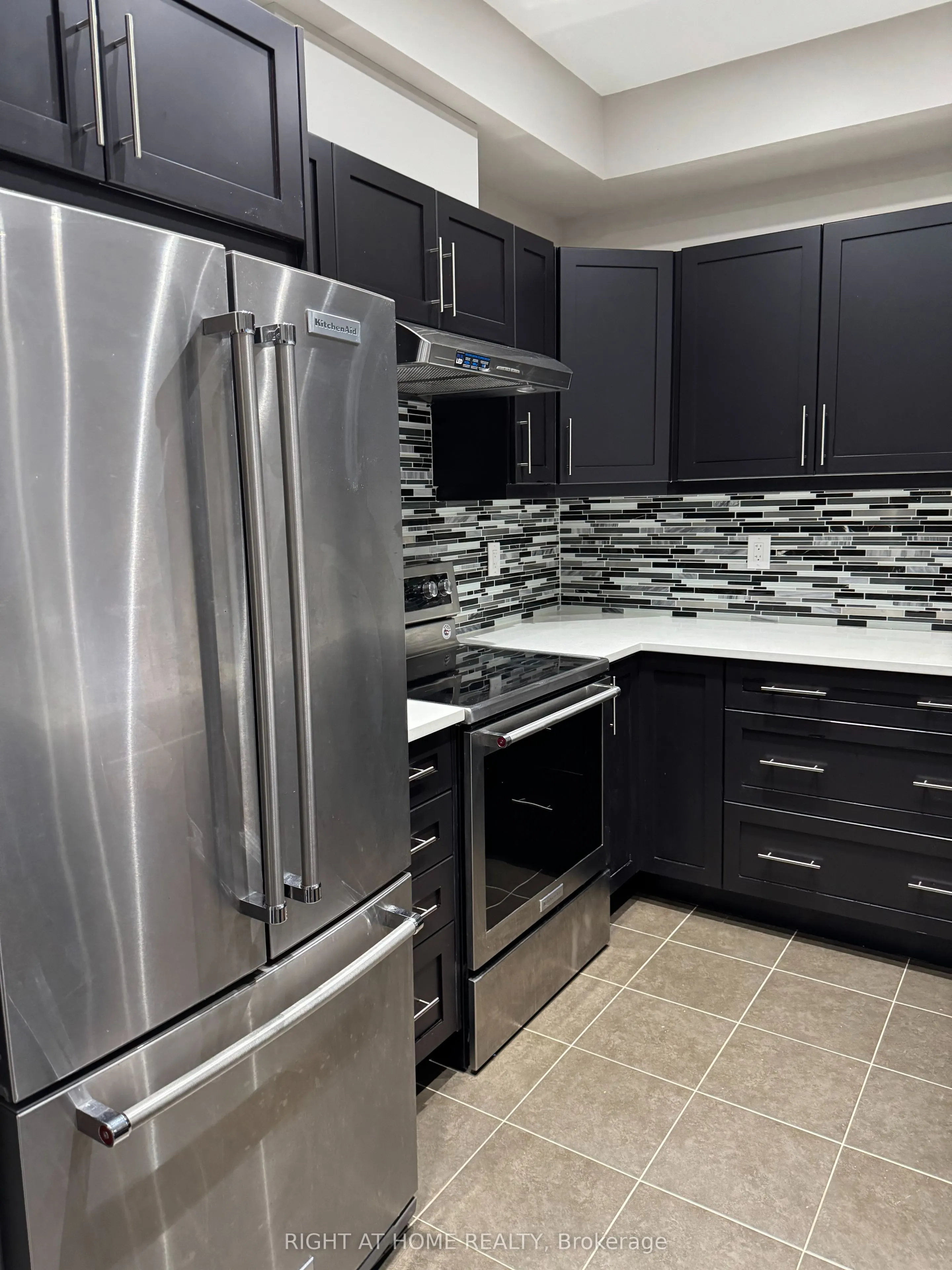 37 Drewry Avenue, #19