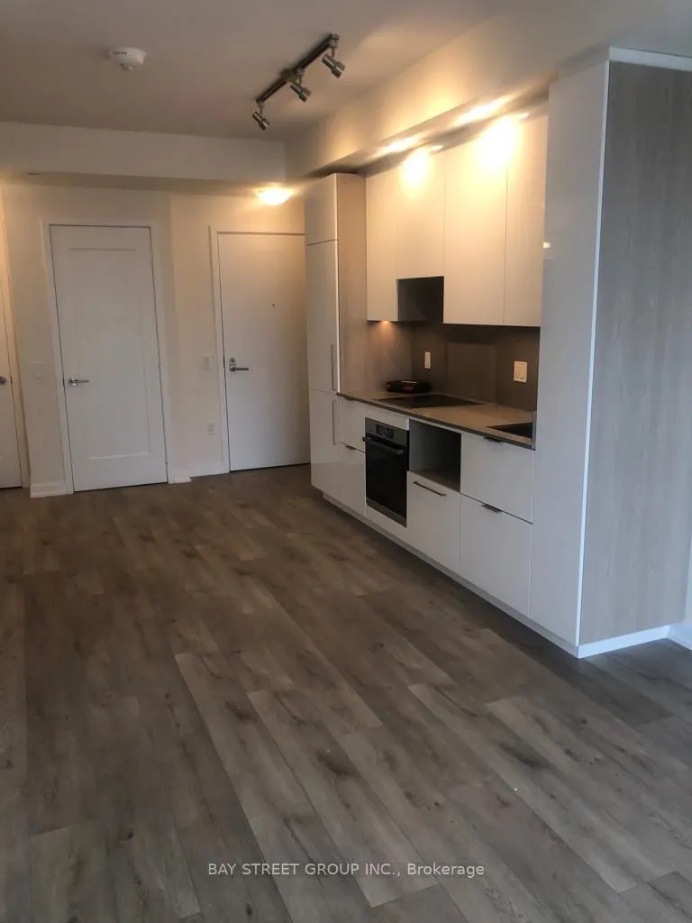 28 Freeland Street, #3005